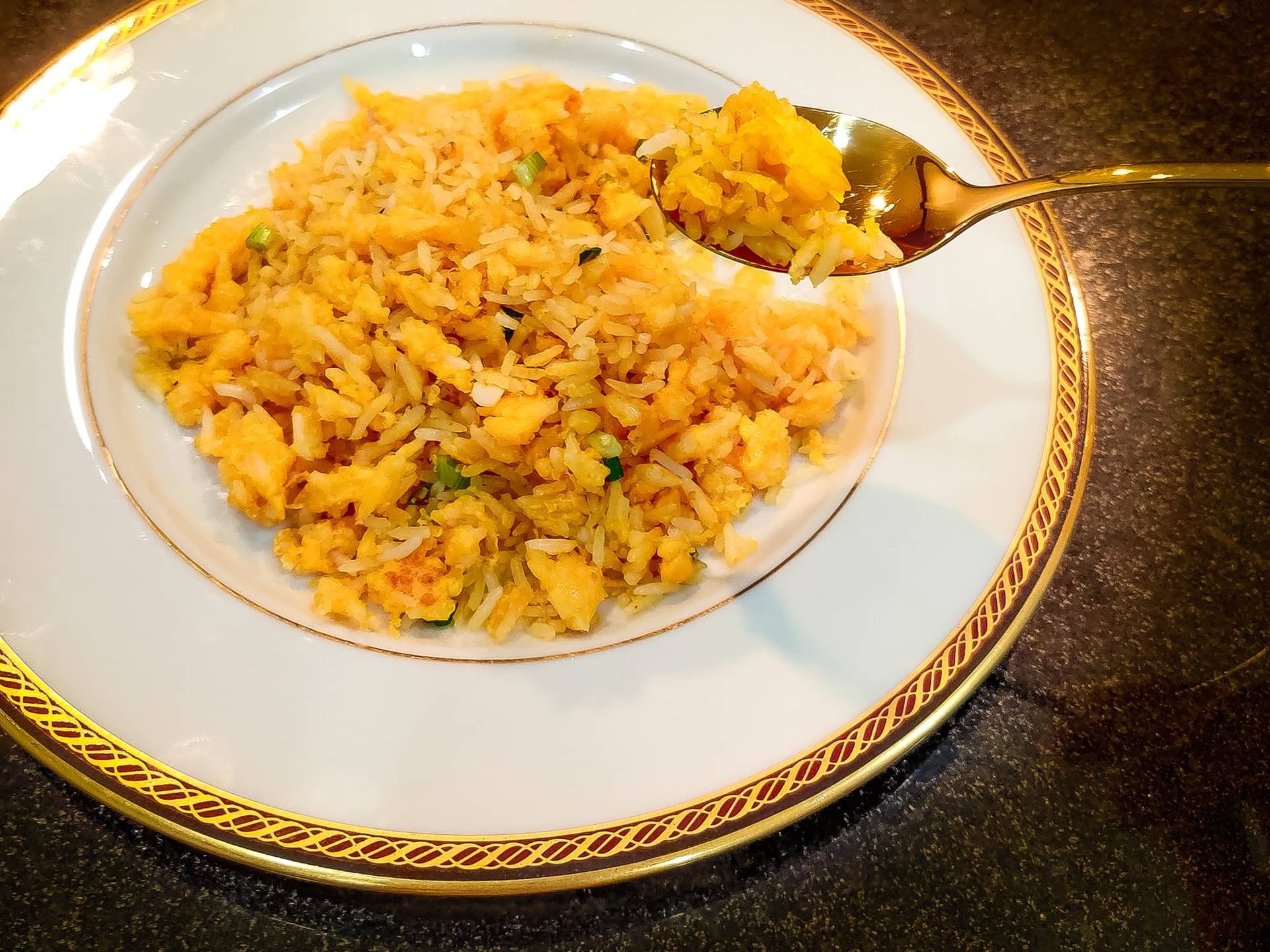 ข้าวผัดไข่ทองคำ สูตรจักรพรรดิ์ + ข้าวผัดไก่สีเงิน