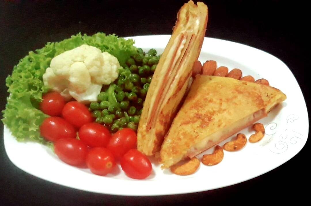 แซนวิชแฮมชีสชุปไข่ทอด(แบบง่ายๆ)