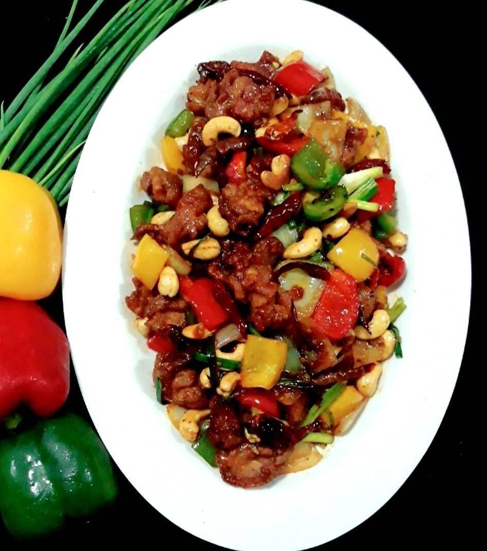 ไก่ผัดเม็ดมะม่วงหิมพานต์