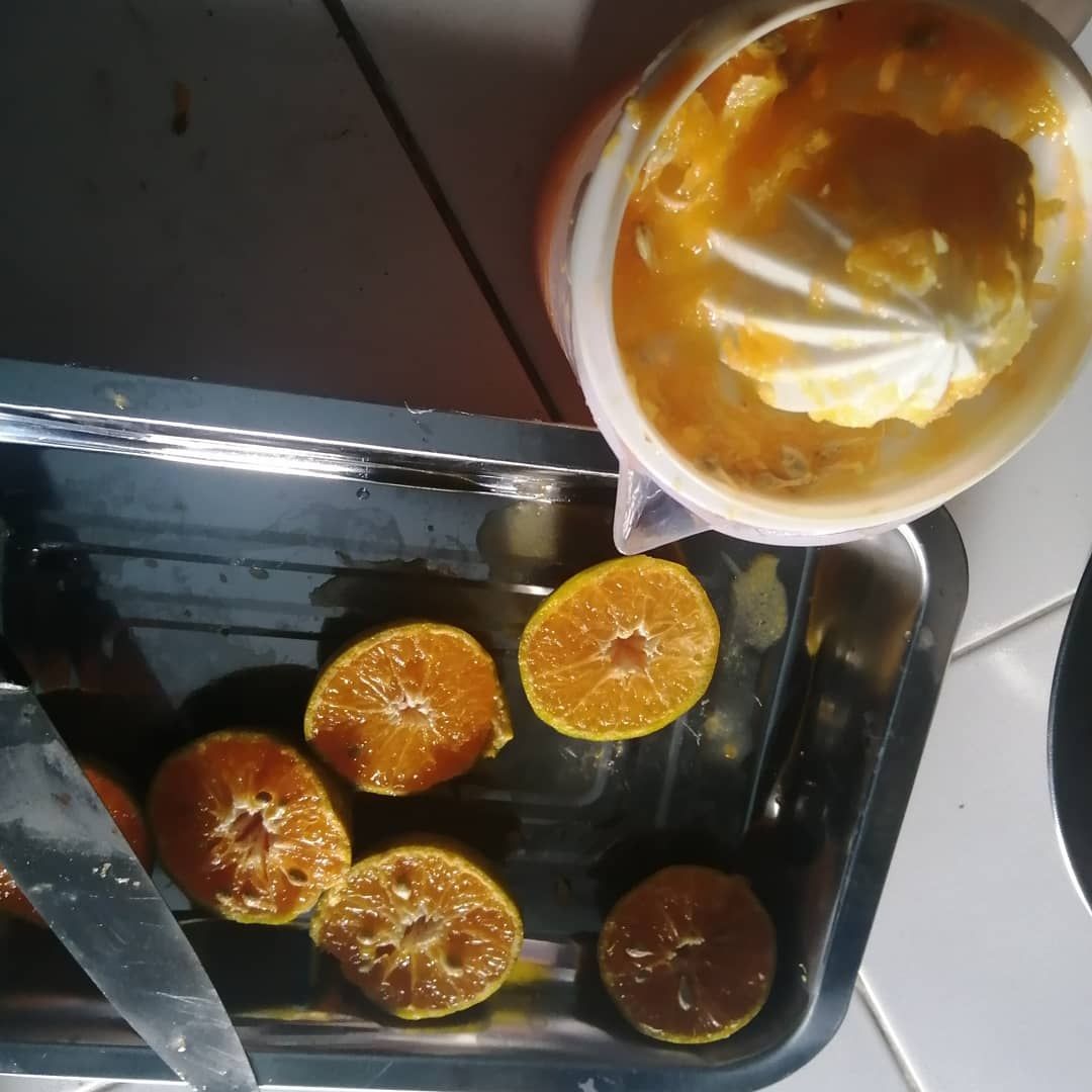 น้ำส้มคั้นสด