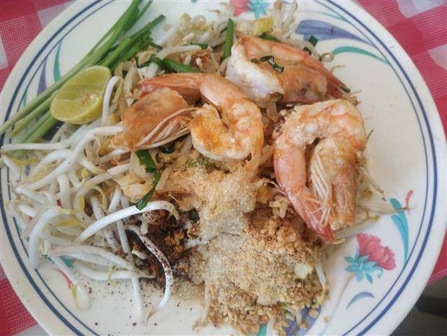 ผัดไทยจากชุดทำผัดไทยกุ้งสำเร็จรูป GRAB THAI GO  เร็ว ง่าย อร่อยด้วย