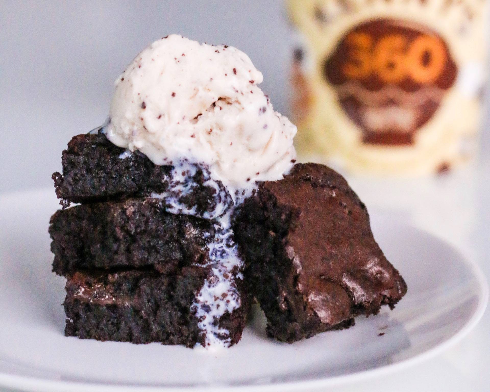 🍫 Fudgey Cocoa Brownies