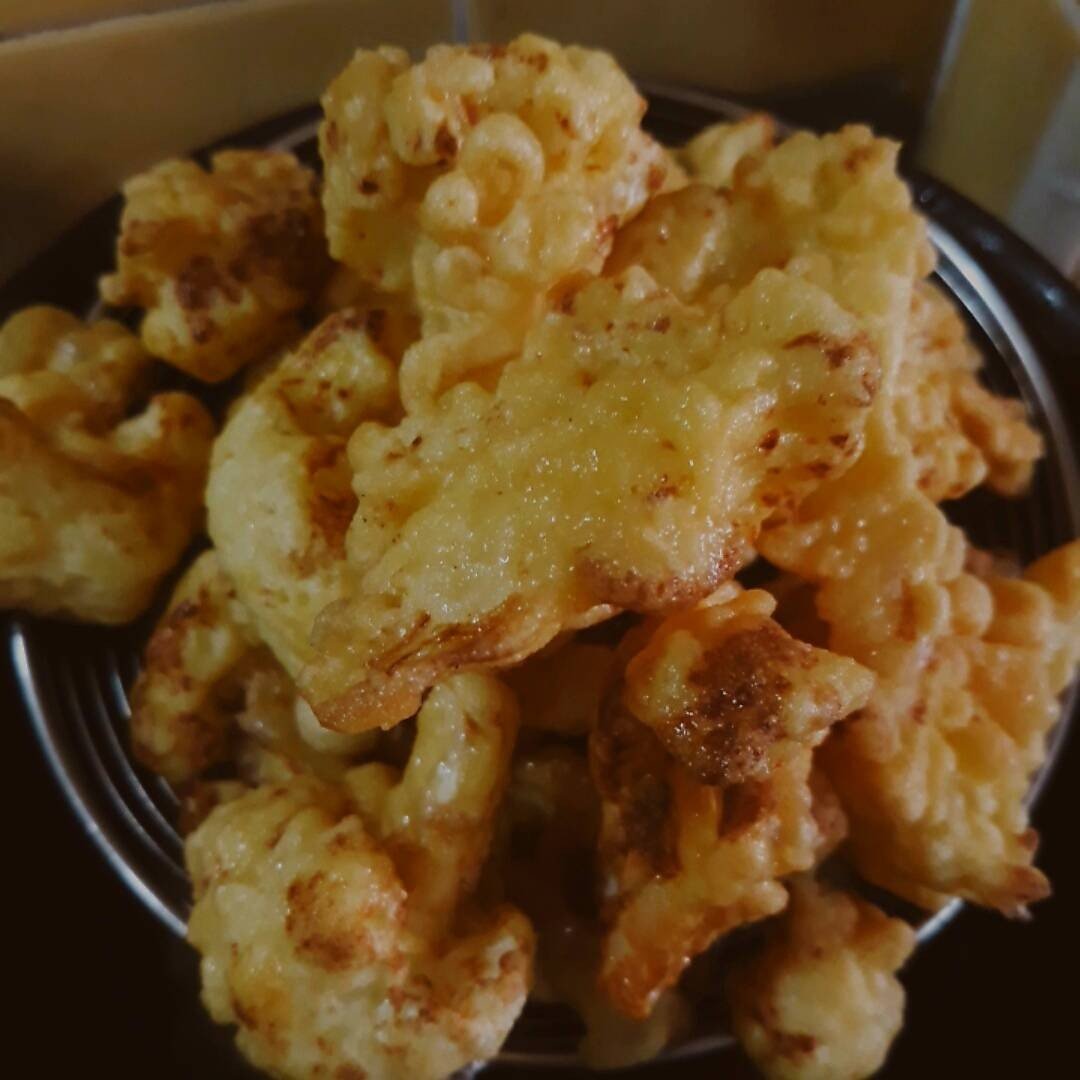 ดอกกะหล่ำทอดกรอบผัดซอสเปรี้ยวหวาน