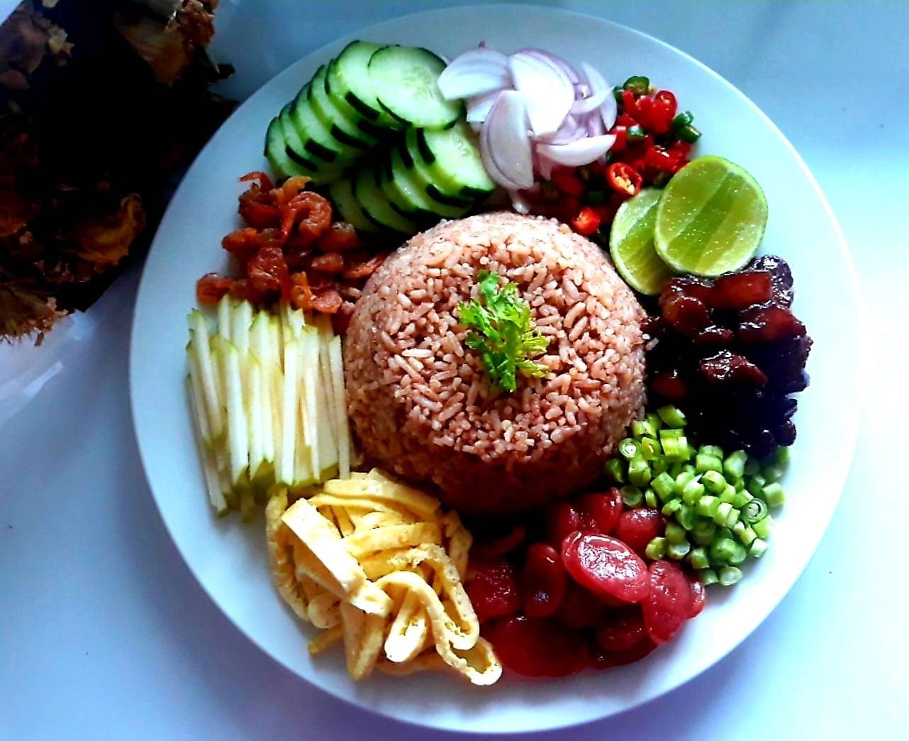 ข้าวคลุกกะปิ Khao kluk kapi