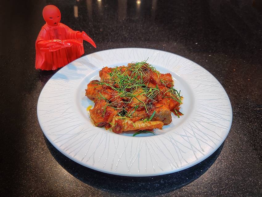 แซลม่อนผัดพริกขิง