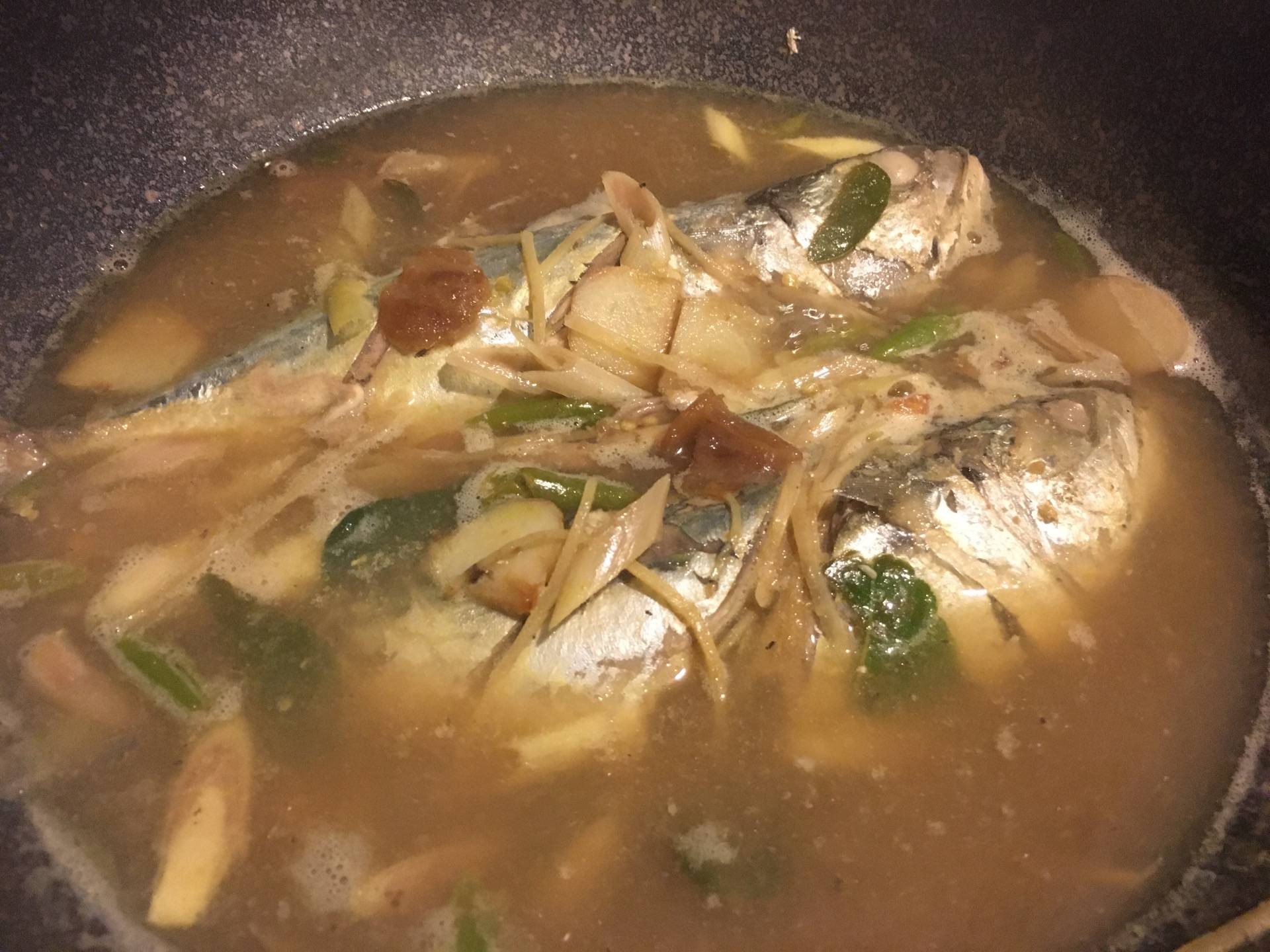 ปลาทูต้มส้ม