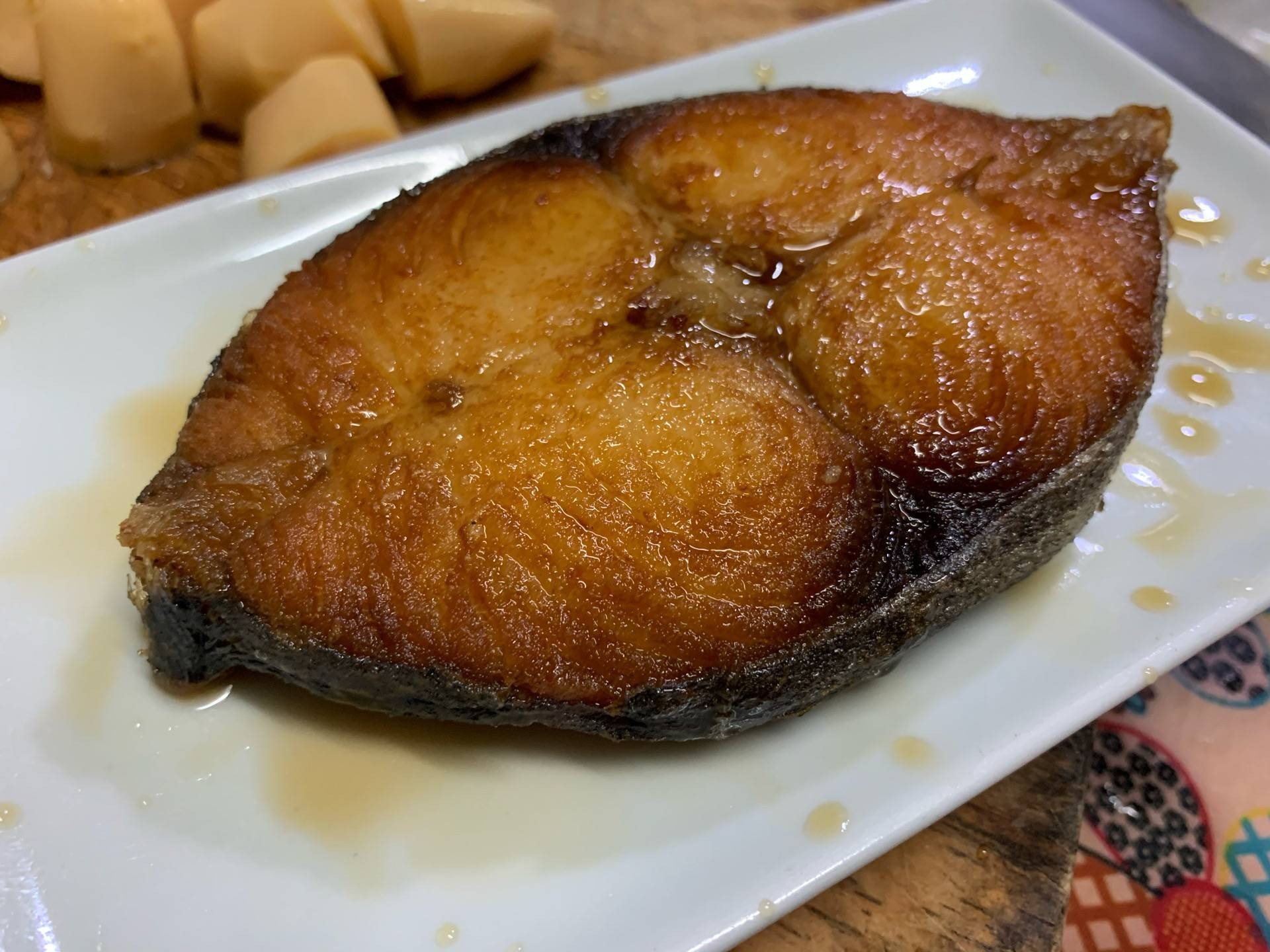 ปลาอินทรีย์ทอดราดน้ำปลา