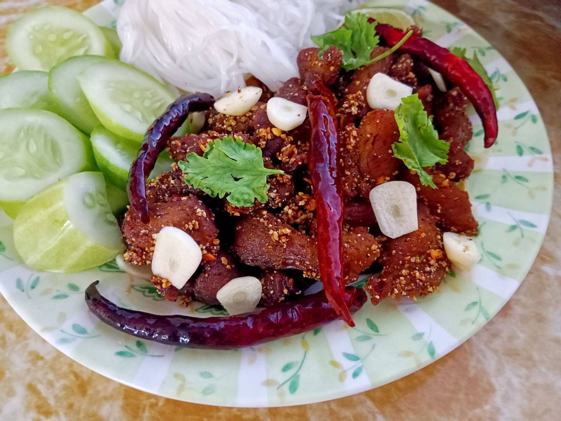 หมูคลุกฝุ่น
