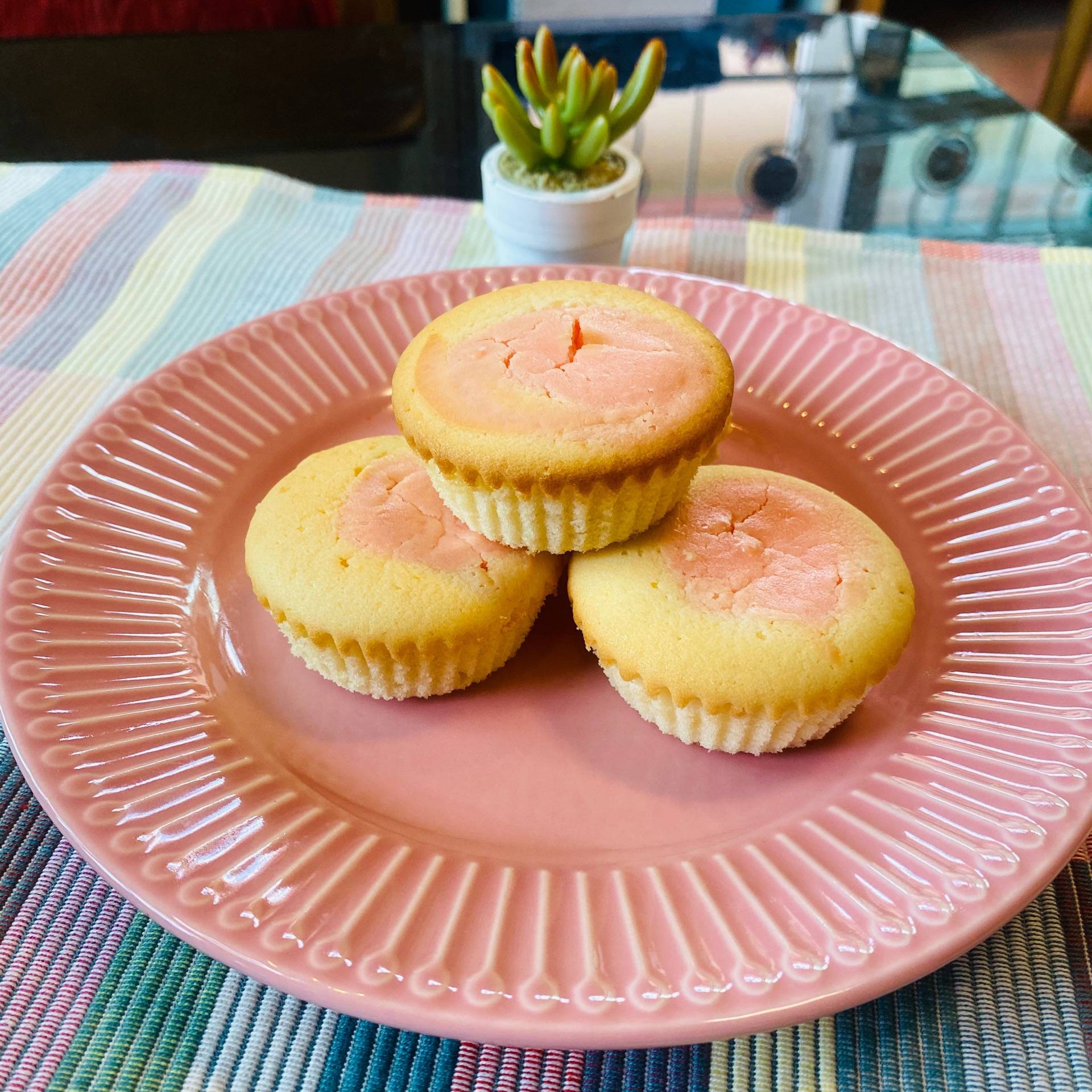 Cream cheese strawberry 🧁