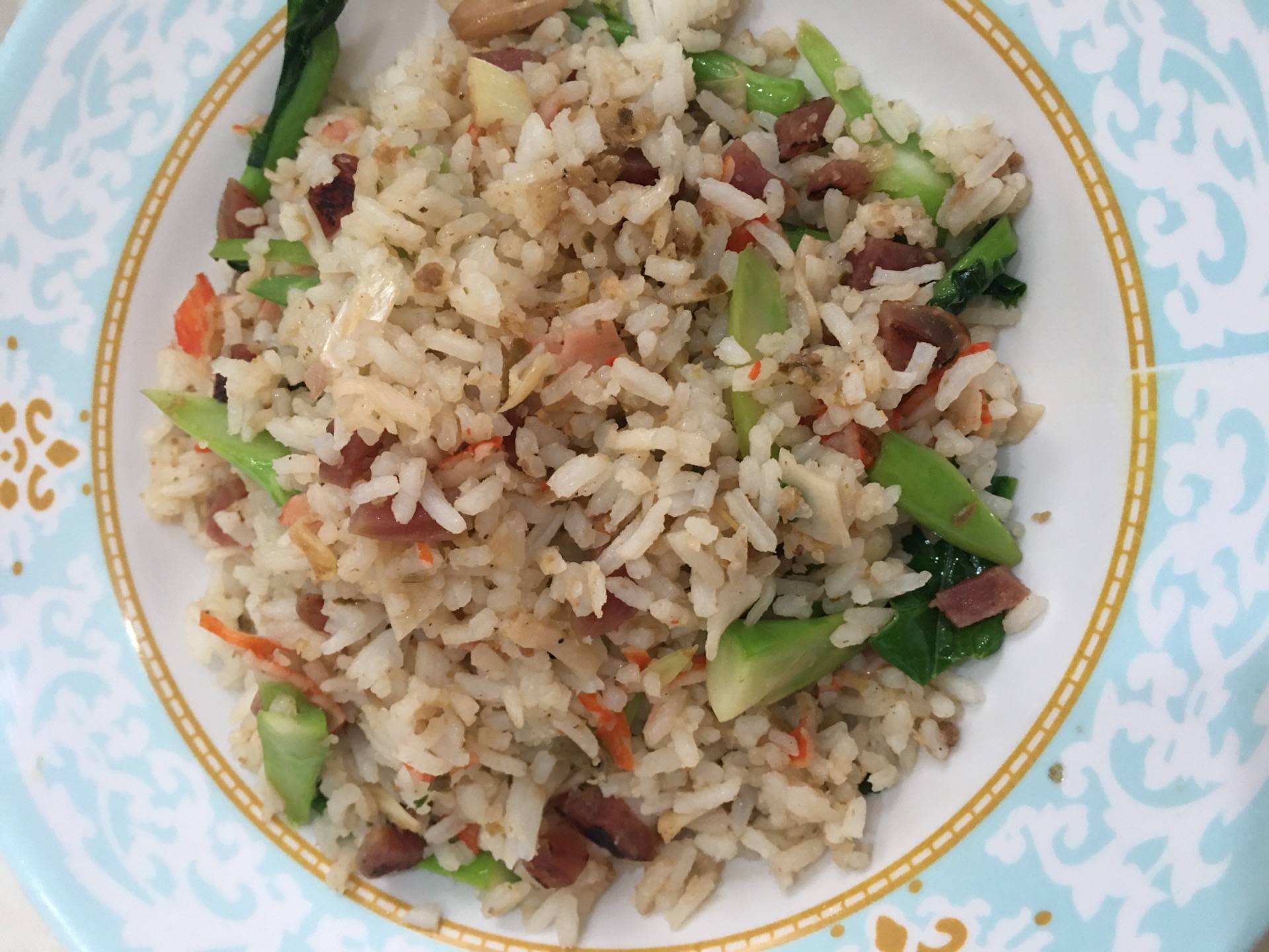 ข้าวผัดกุนเชียงน้ำพริกมะขาม