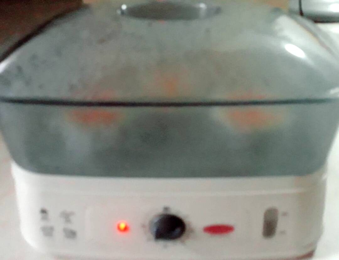 ห่อหมกปลาดอลลี่ในถ้วยกระหล่ำปลี