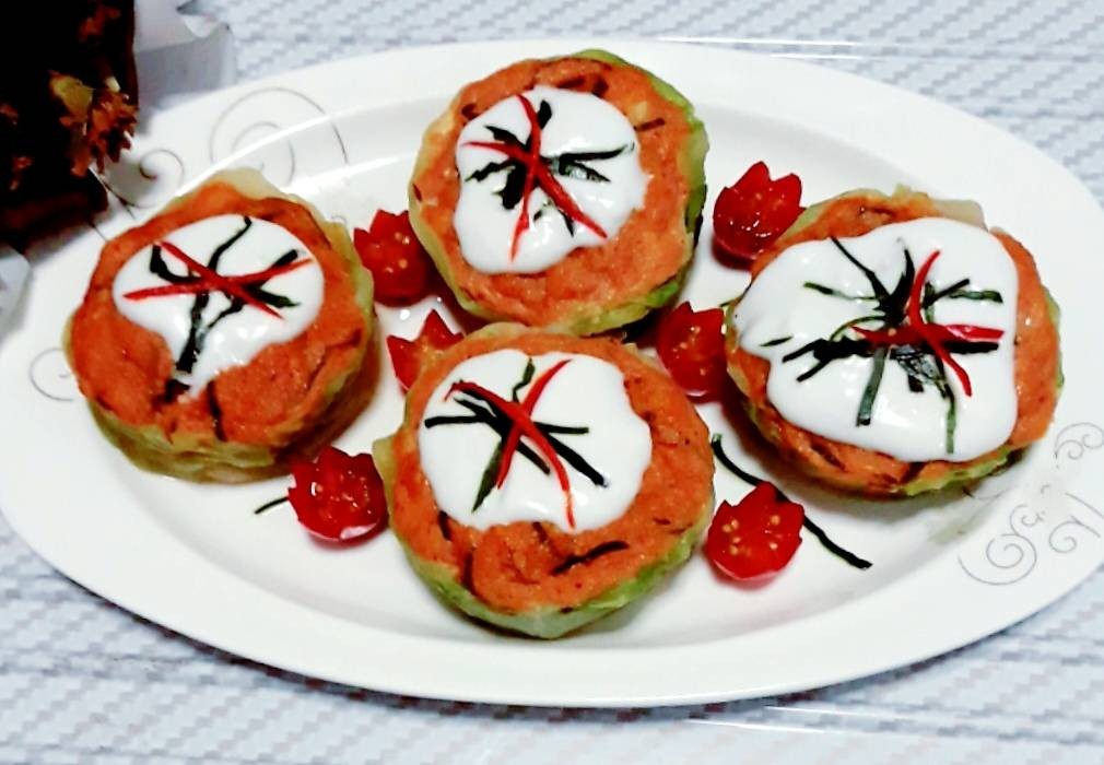 ห่อหมกปลาดอลลี่ในถ้วยกระหล่ำปลี