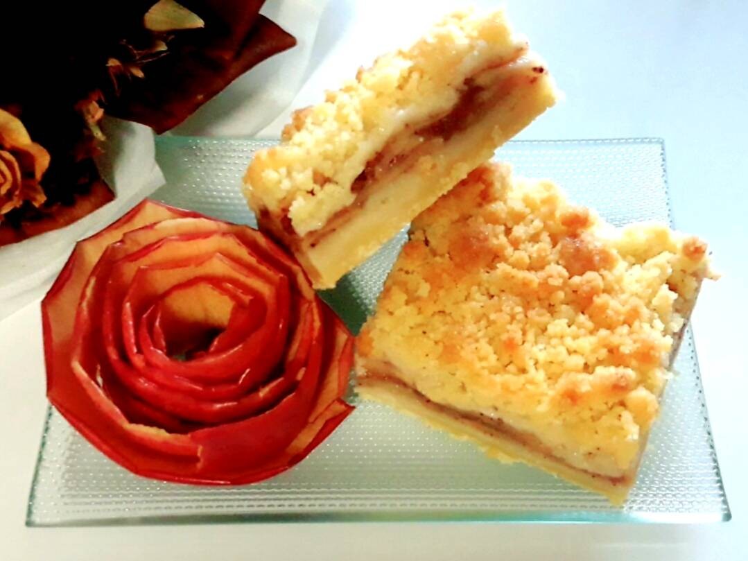แอปเปิ้ลช็อตเบรดบาร์ Apple Crisp Shortbread Bars/Apple Crisp Bars 