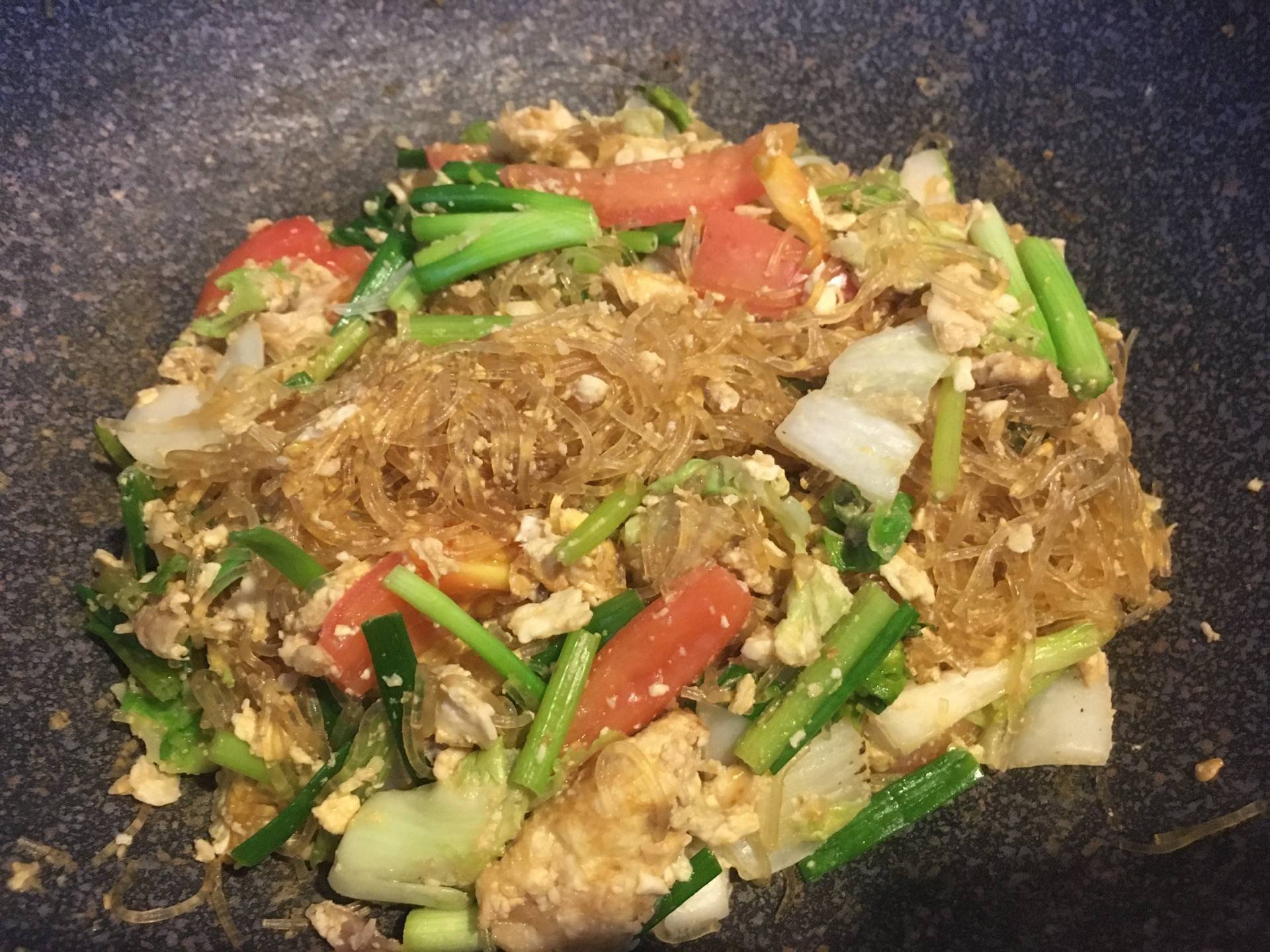 วุ้นเส้นผัดไข่