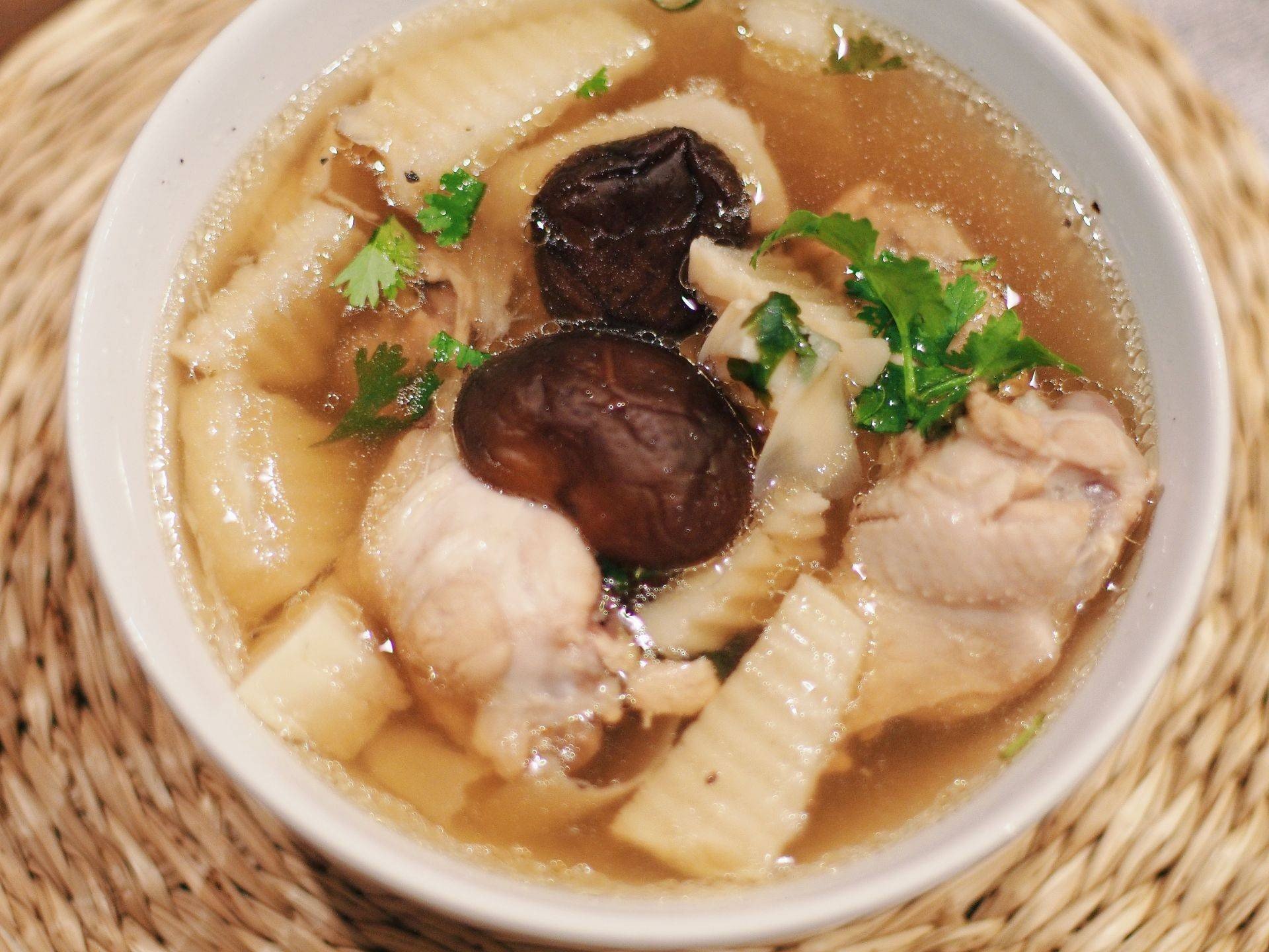 ต้มจืดหน่อไม้สด