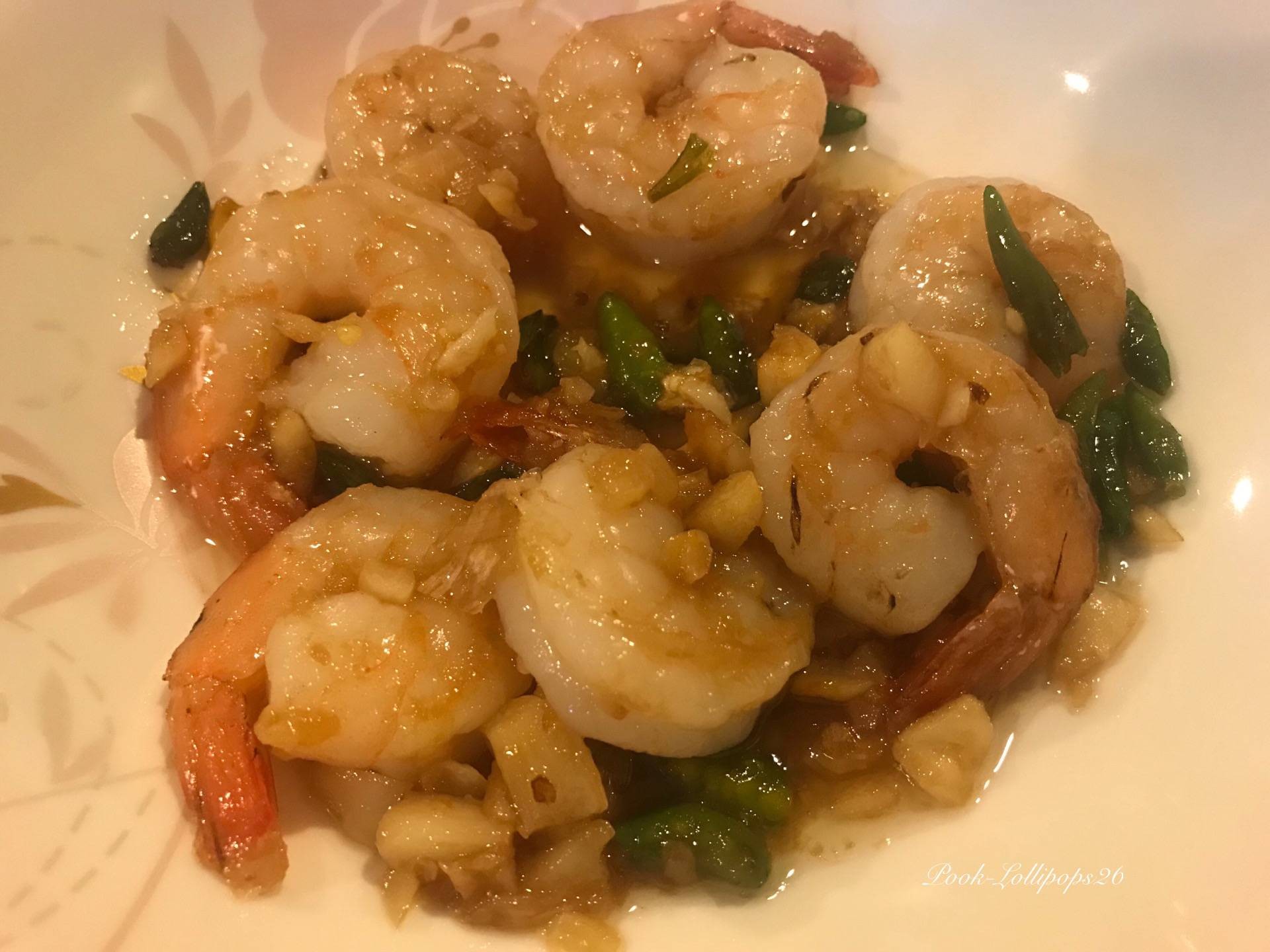 กุ้งผัดพริกขี้หนูซอสปลาเค็ม 🦐🐟🌶🧄