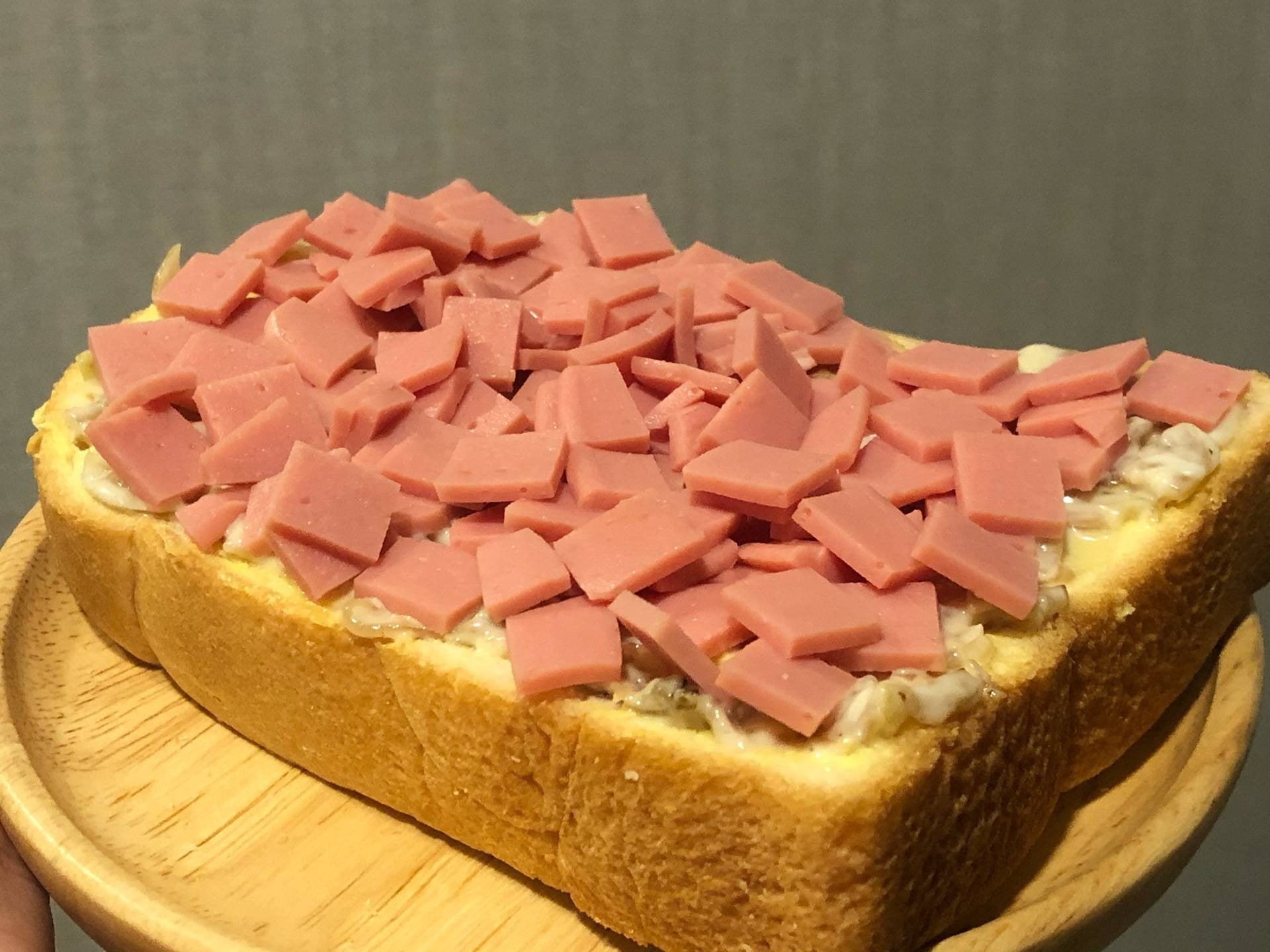 ขนมปังซุปหอมใหญ่โบโลน่าอบชีส 🧀