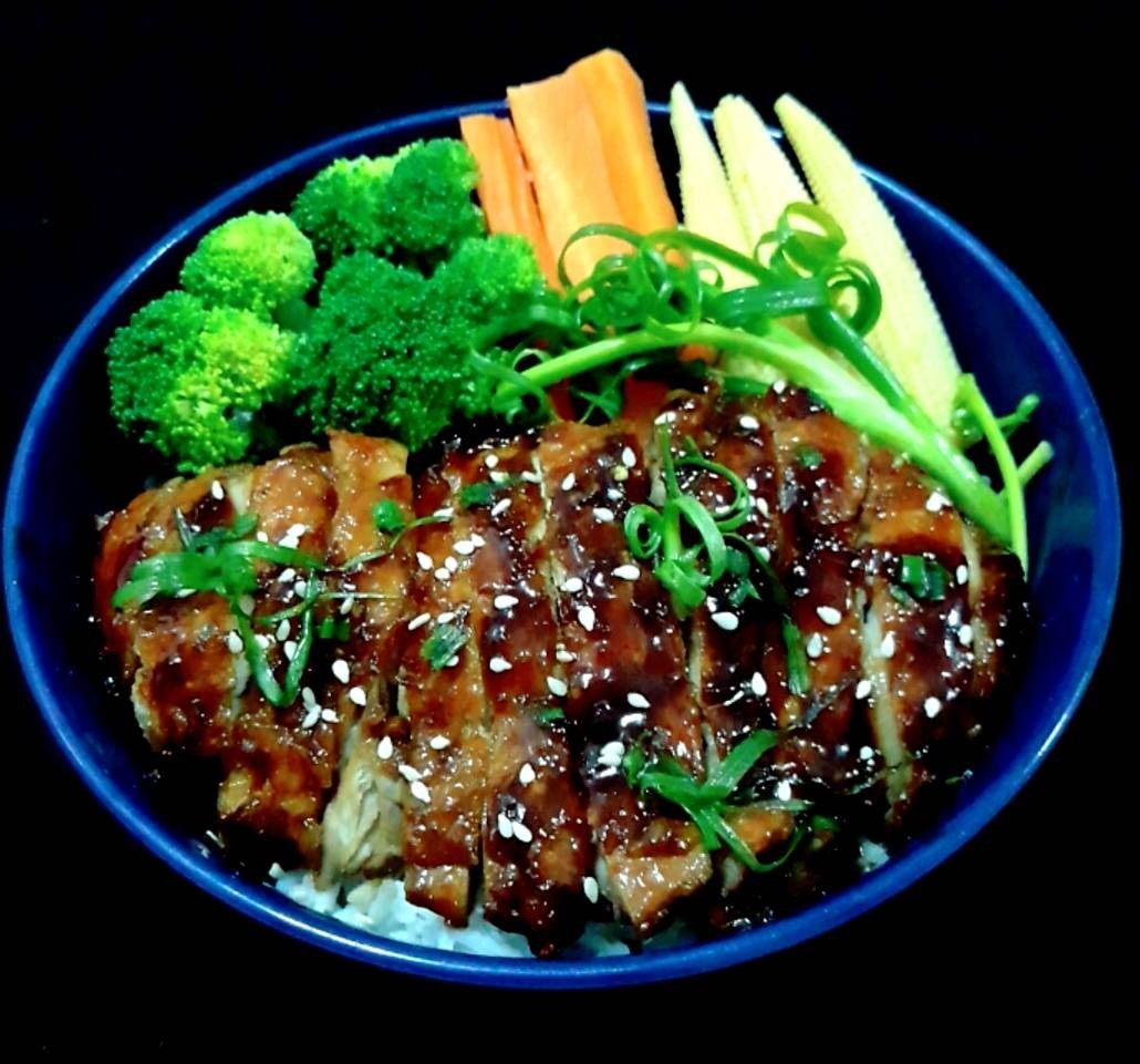 ข้าวหน้าไก่เทอริยากิ Donburi Teriyaki Chicken