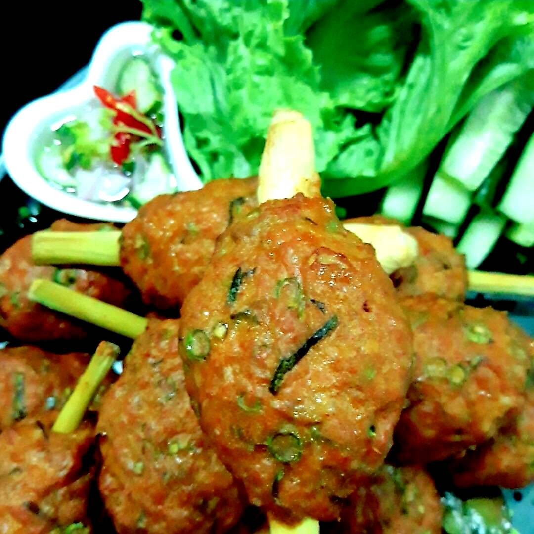 ทอดมันหมูเด้งพันตะไคร้ (แบบอบ)thai spicy pork cake with lemongrass