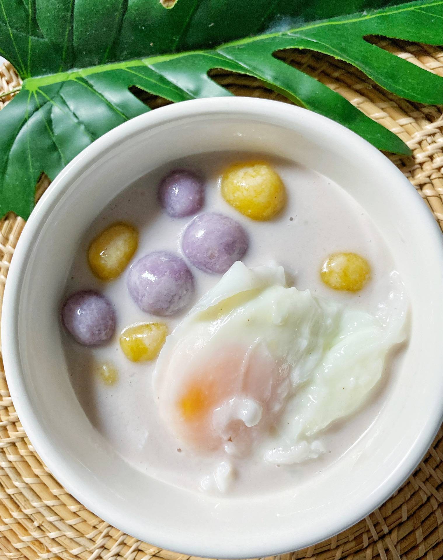 บัวลอย