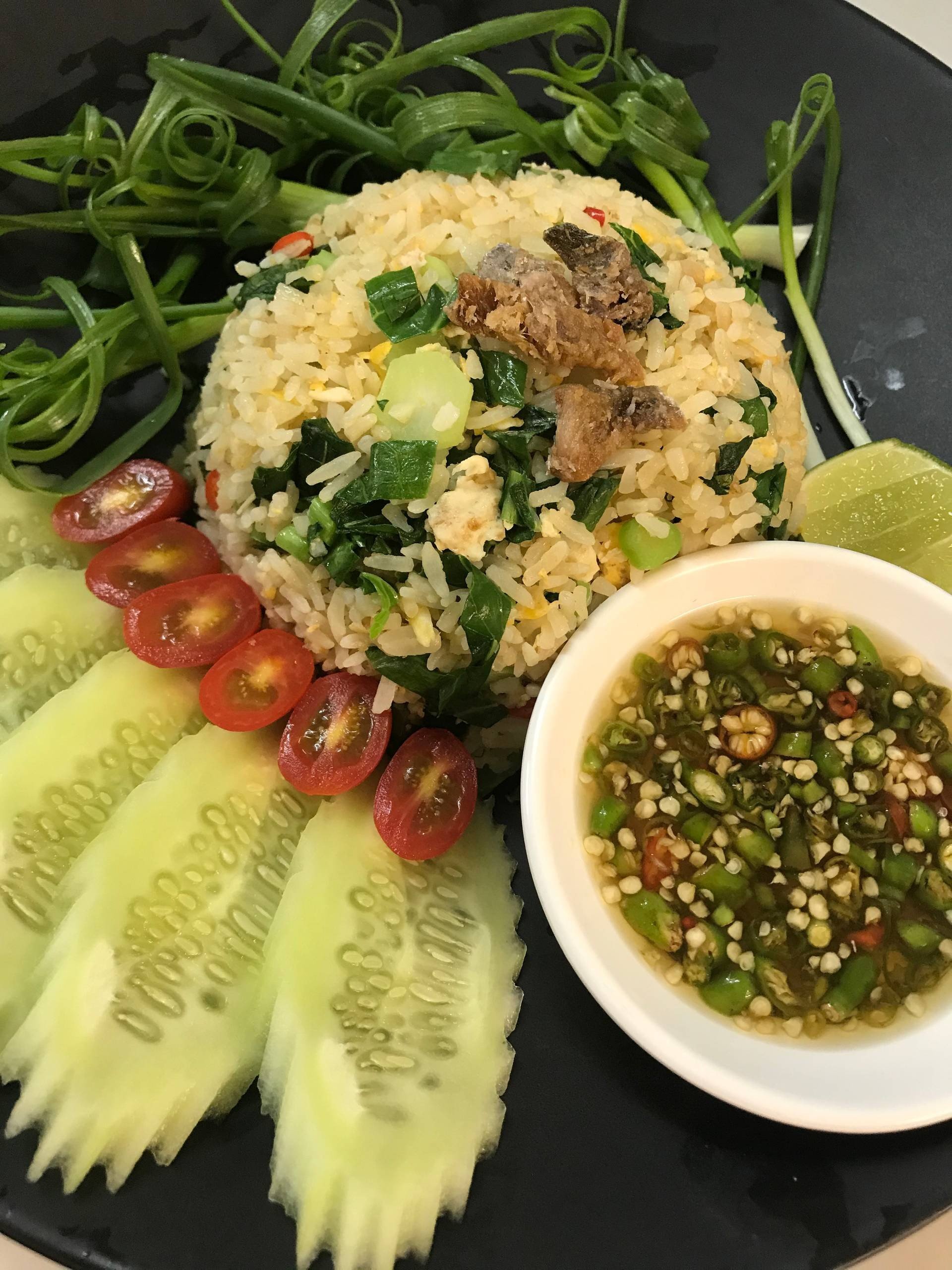 ข้าวผัดคะน้าปลาเค็ม 