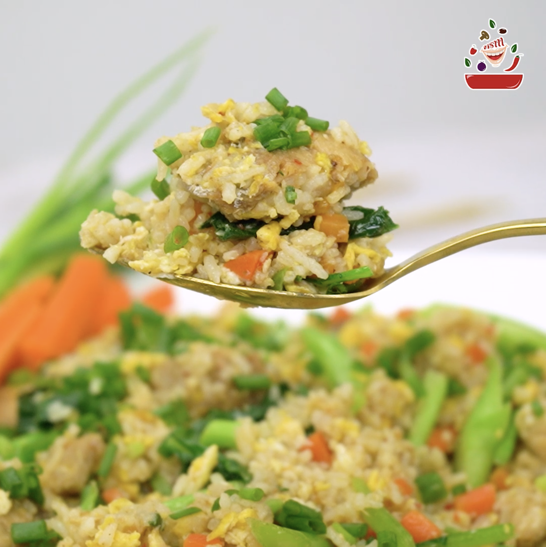 ข้าวผัดปลาเค็ม แซ่บ