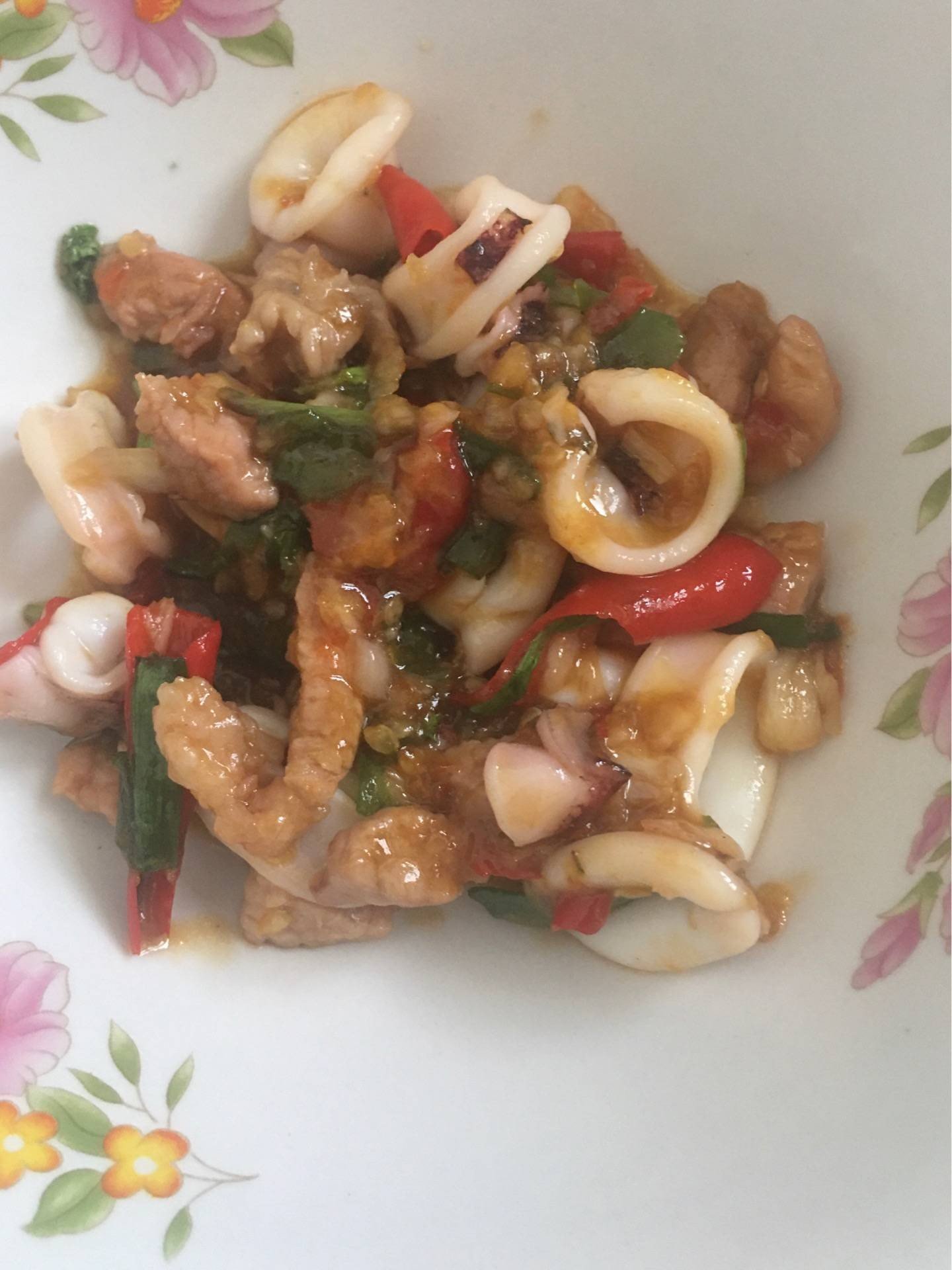 หมูหมึกผัดพริกสด