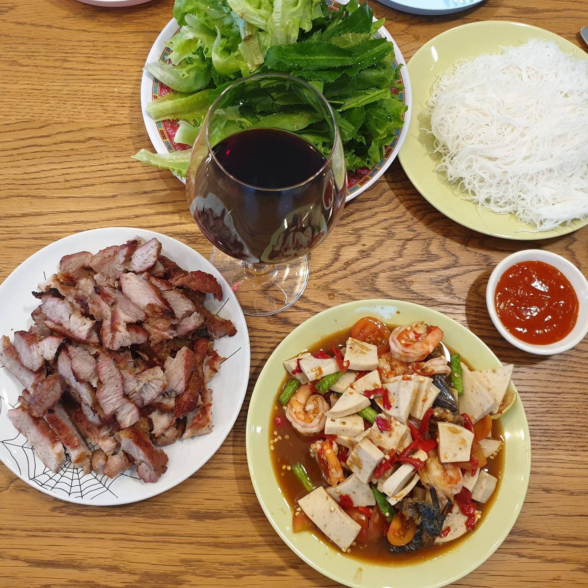 ยำแซ่บหมูยอ