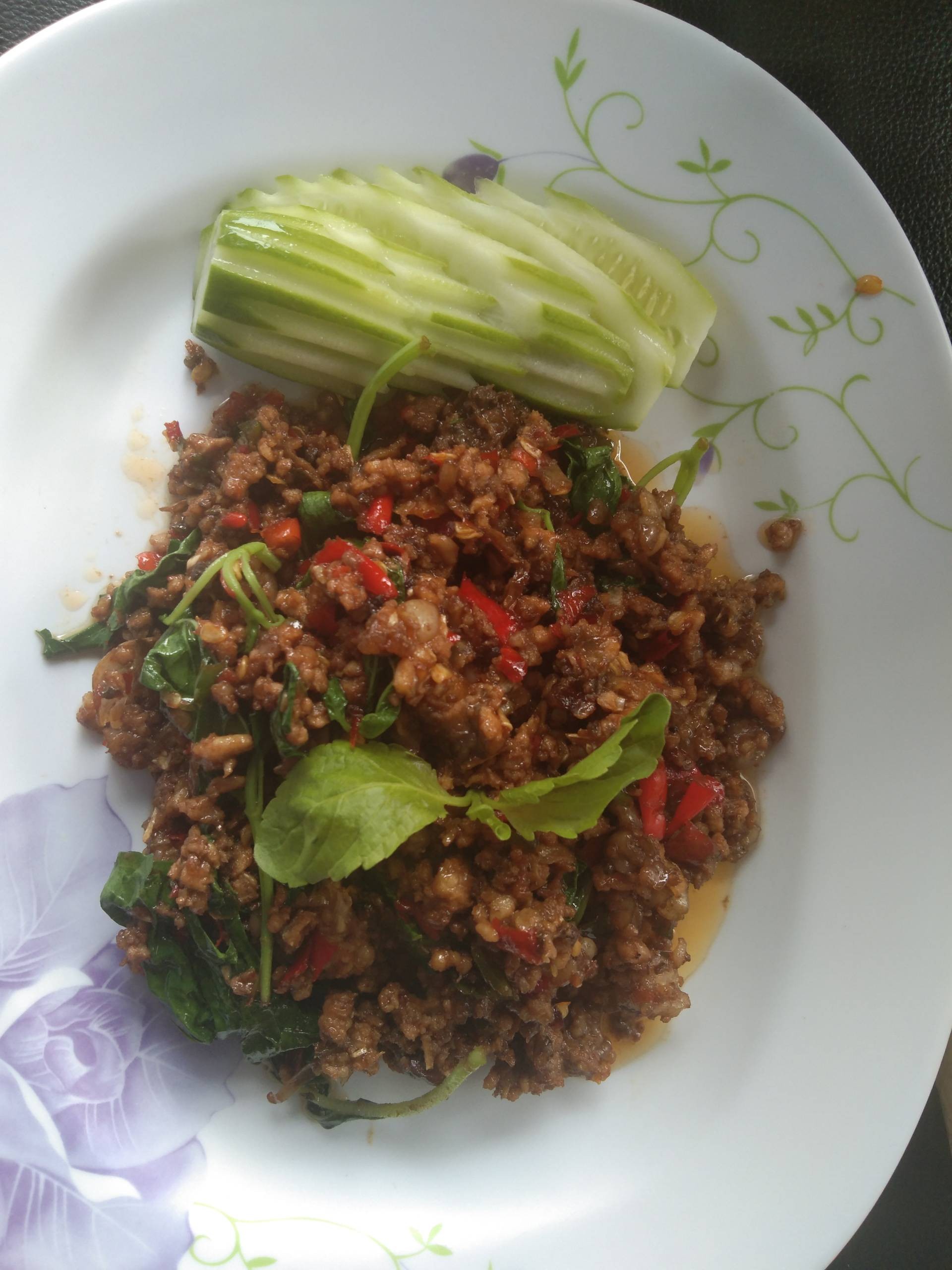 ผัดกะเพรากบ