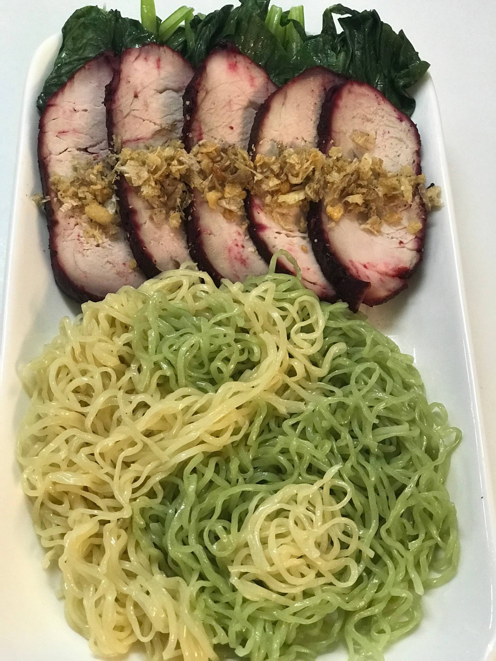 บะหมี่หมูแดงอบน้ำผึ้ง