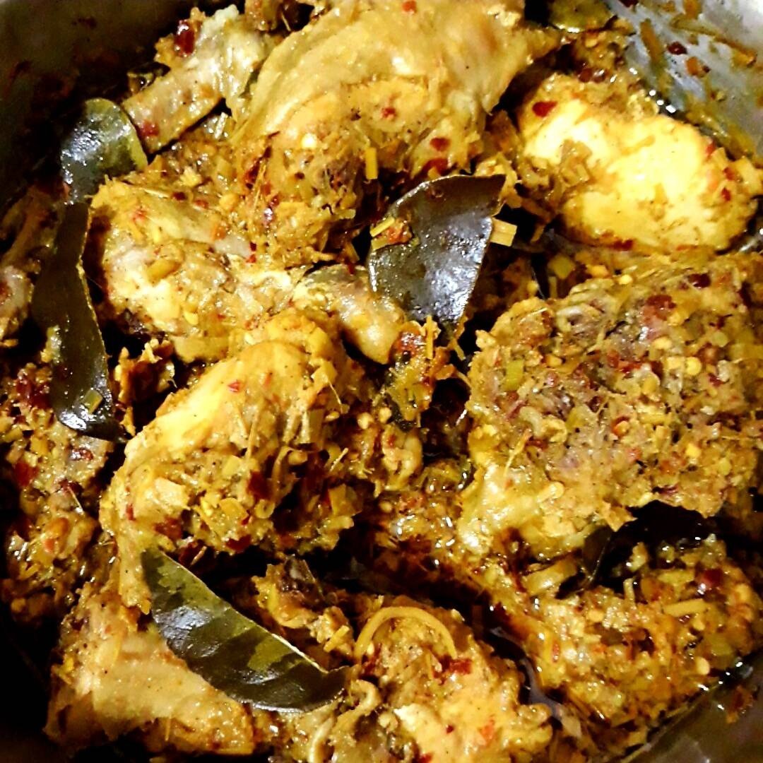 สูตร ไก่นึ่งสมุนไพร Gai Neung Samun Prai (Steamed Chicken With Herbs)  พร้อมวิธีทำโดย Bambibam❤