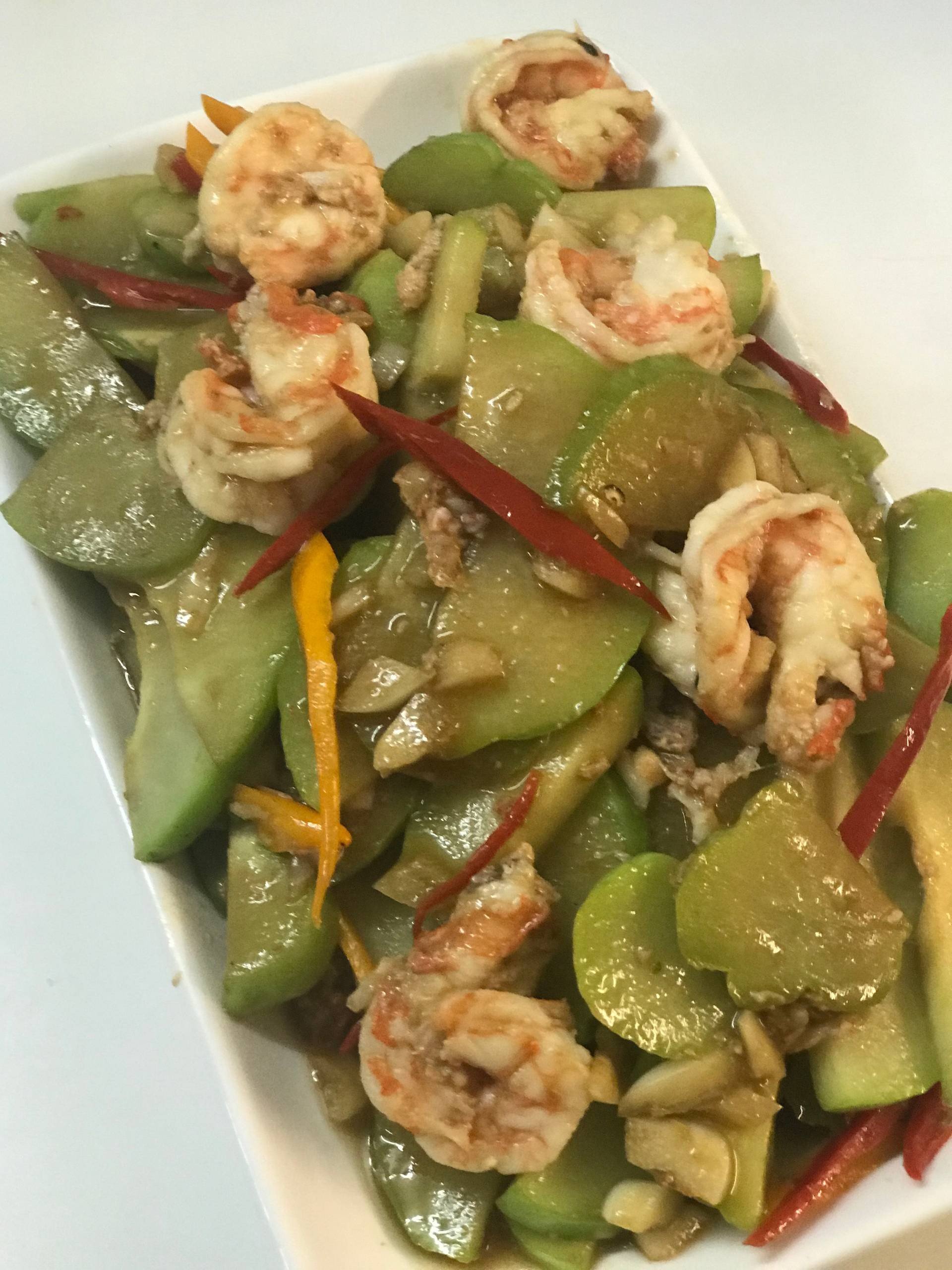 ผัดฟักแม้วกุ้งสด 