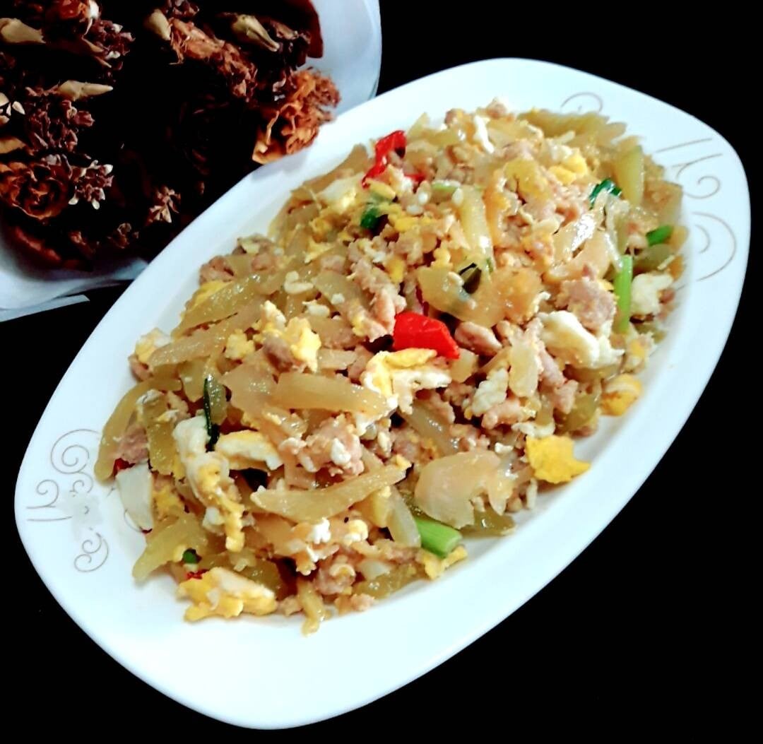 ผักกาดดองกระป๋องผัดหมูสับใส่ไข่ Pad Pak Gad Dong Moo Sab Sai Kai