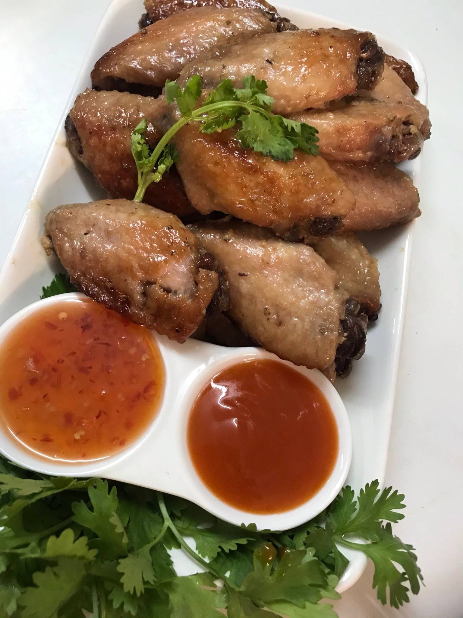 ปีกกลางไก่อบน้ำผึ้ง 