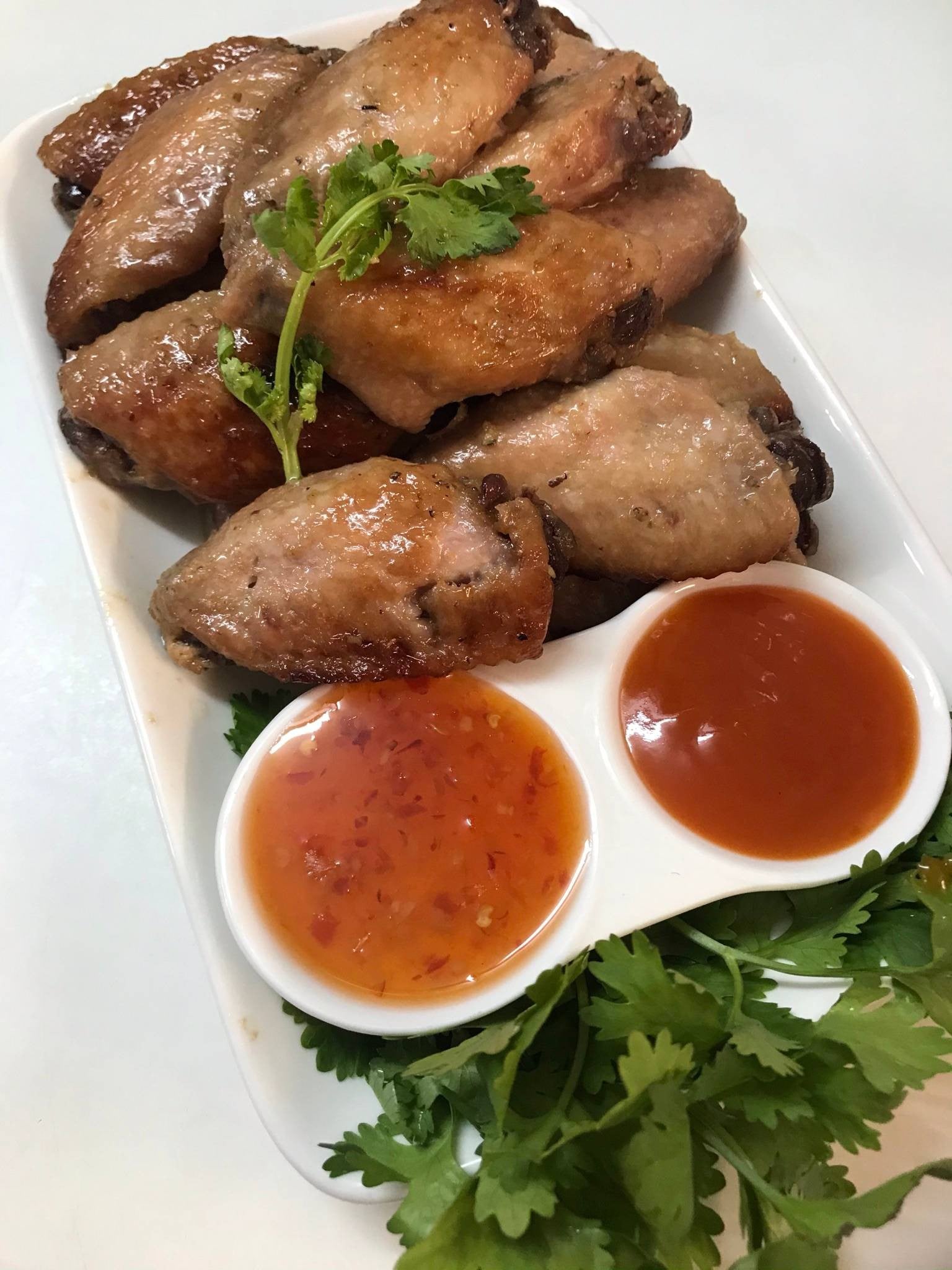 ปีกกลางไก่อบน้ำผึ้ง 