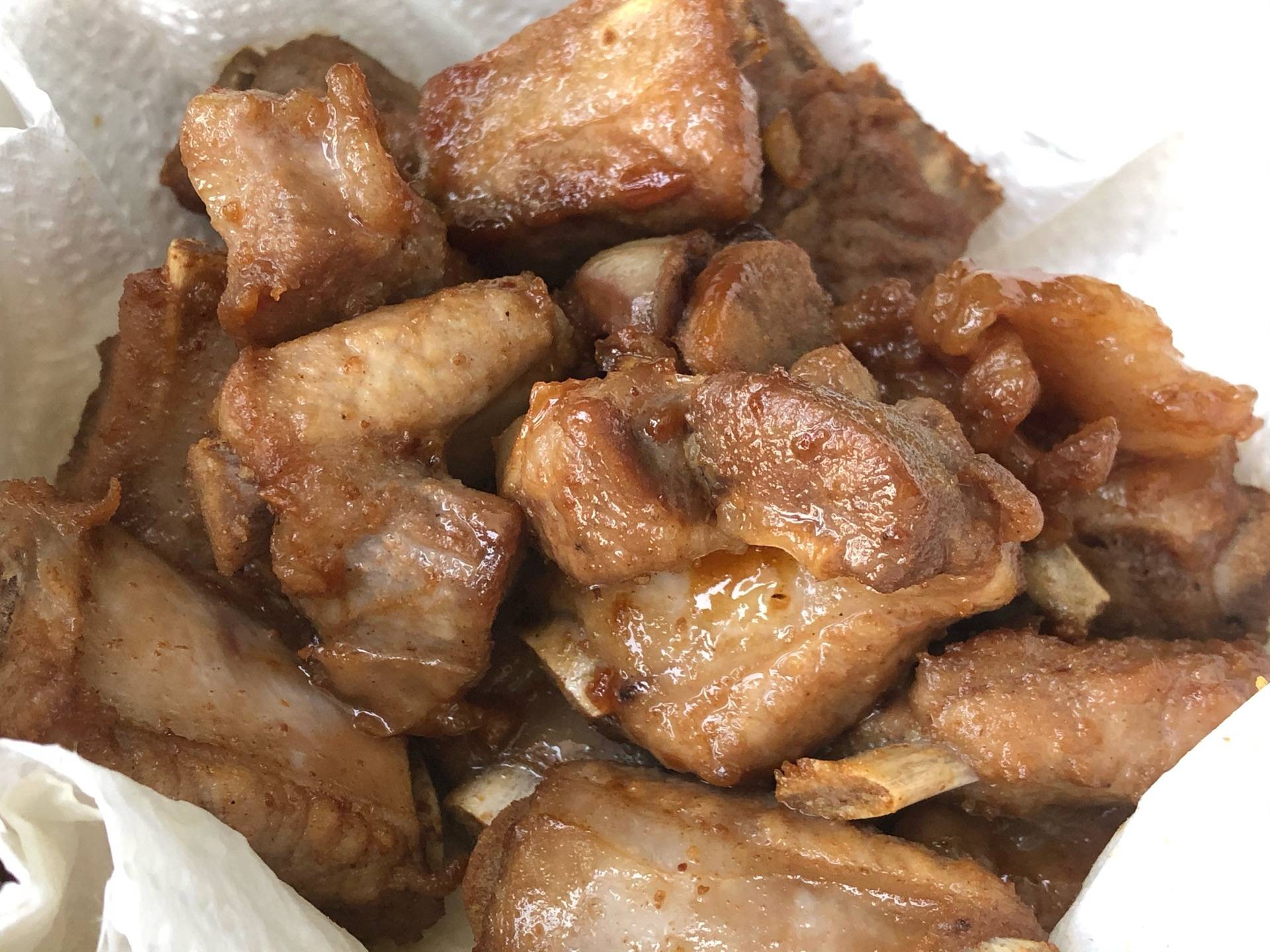 แหนมซี่โครงหมูทอด