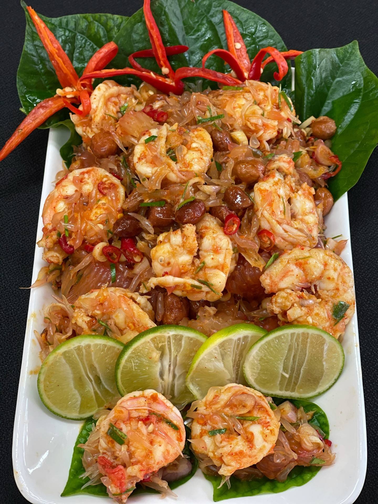 ยำส้มโอกุ้งสด 🦐