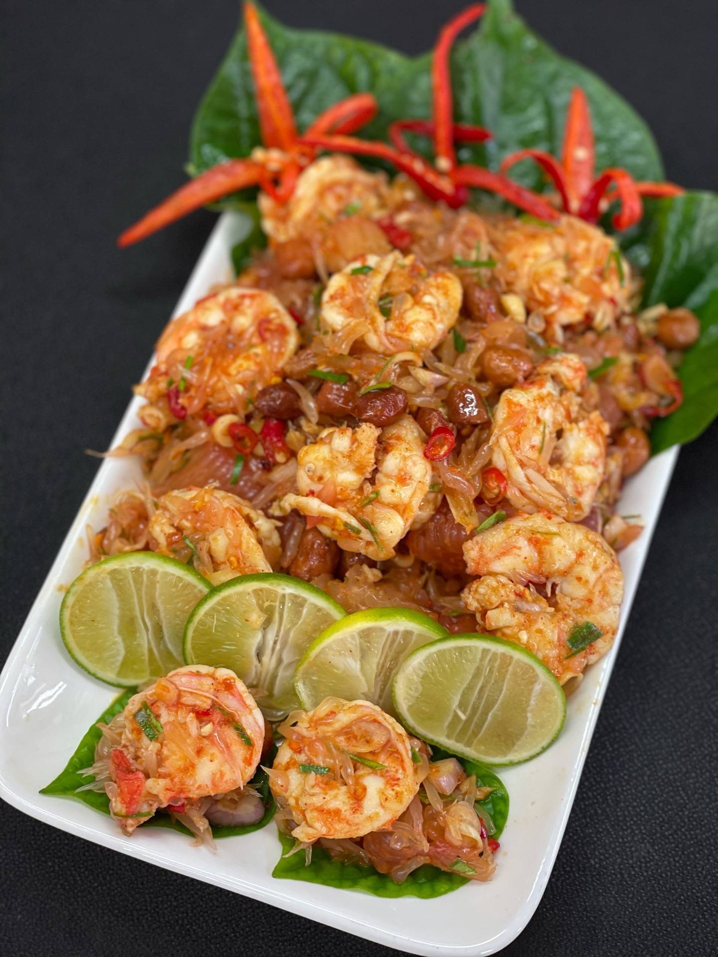 ยำส้มโอกุ้งสด 🦐