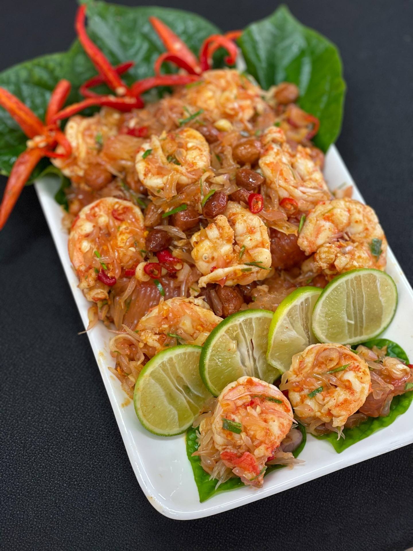 ยำส้มโอกุ้งสด 🦐