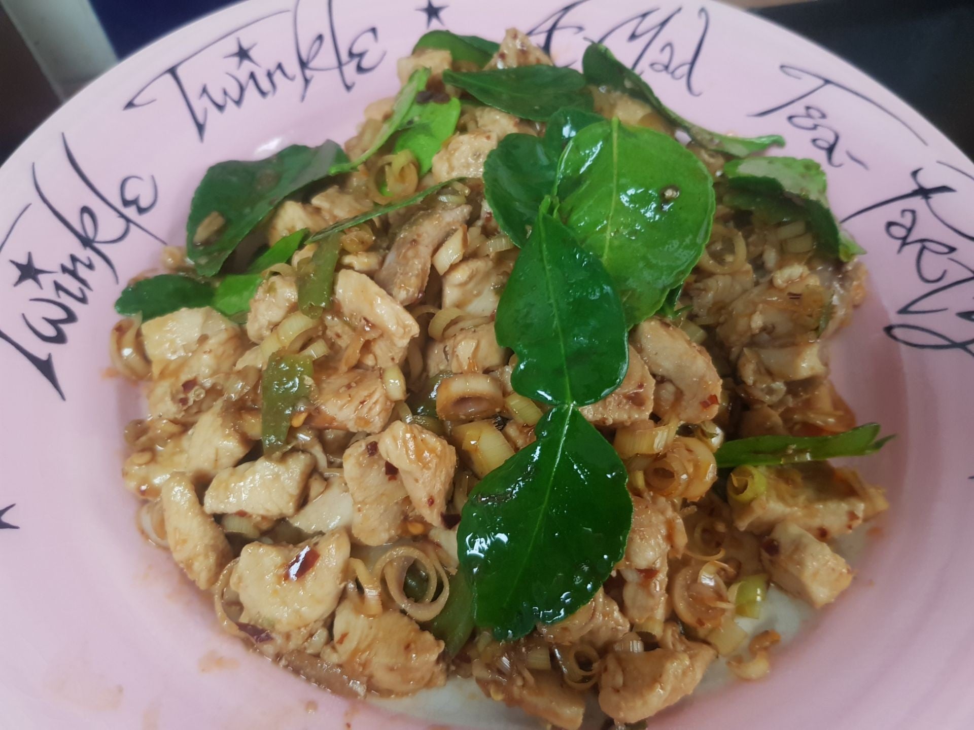 ไก่ผัดตะไคร้🐔