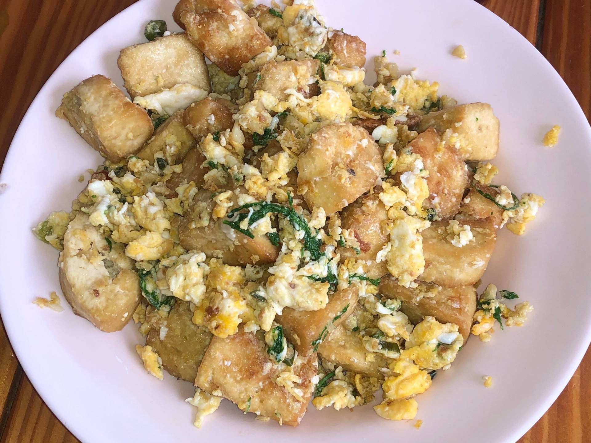 เต้าหู้ทอดผัดไข่พริกกระเทียม