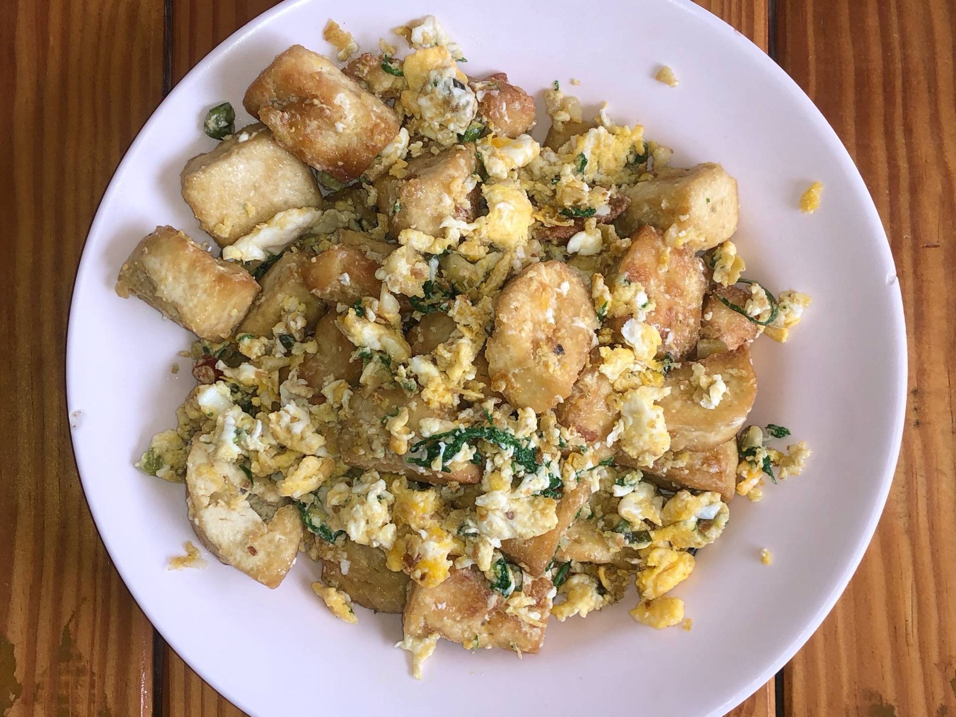 เต้าหู้ทอดผัดไข่พริกกระเทียม