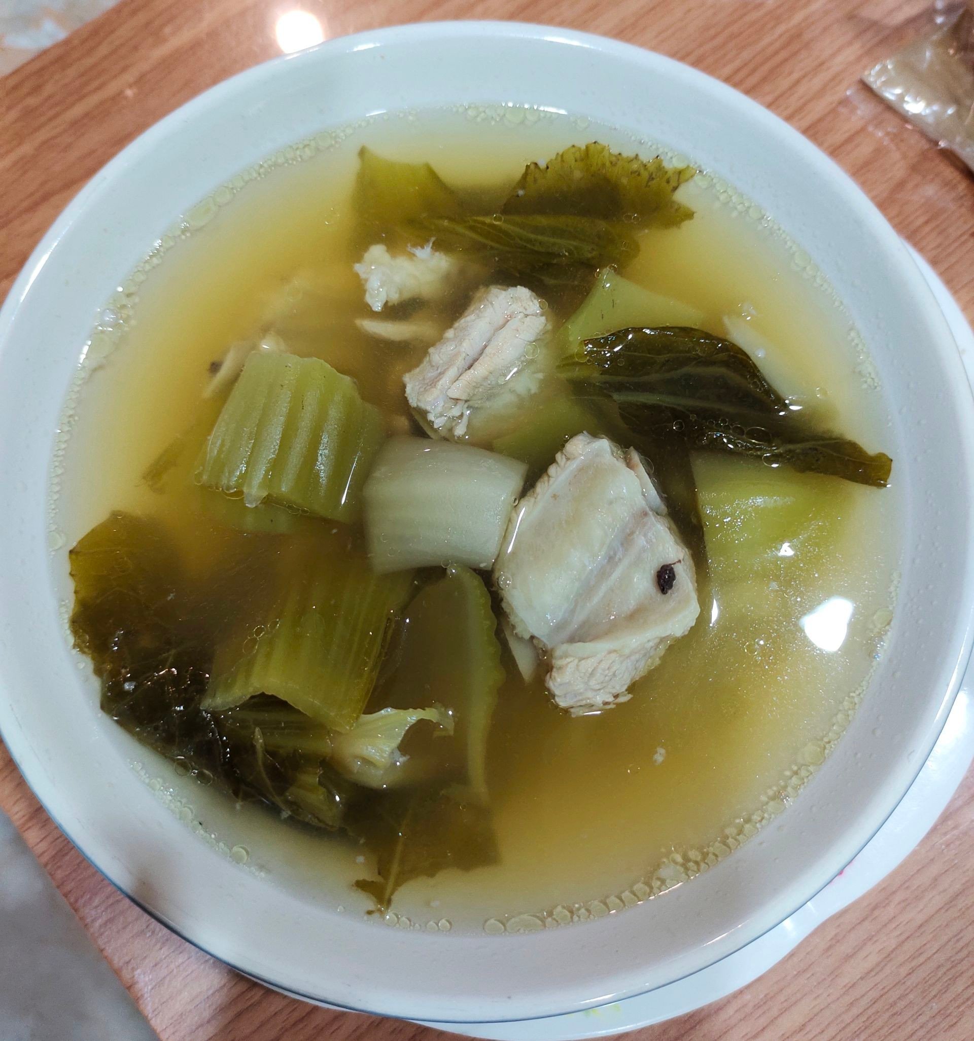 ต้มผักกาดดองกระดูกหมู