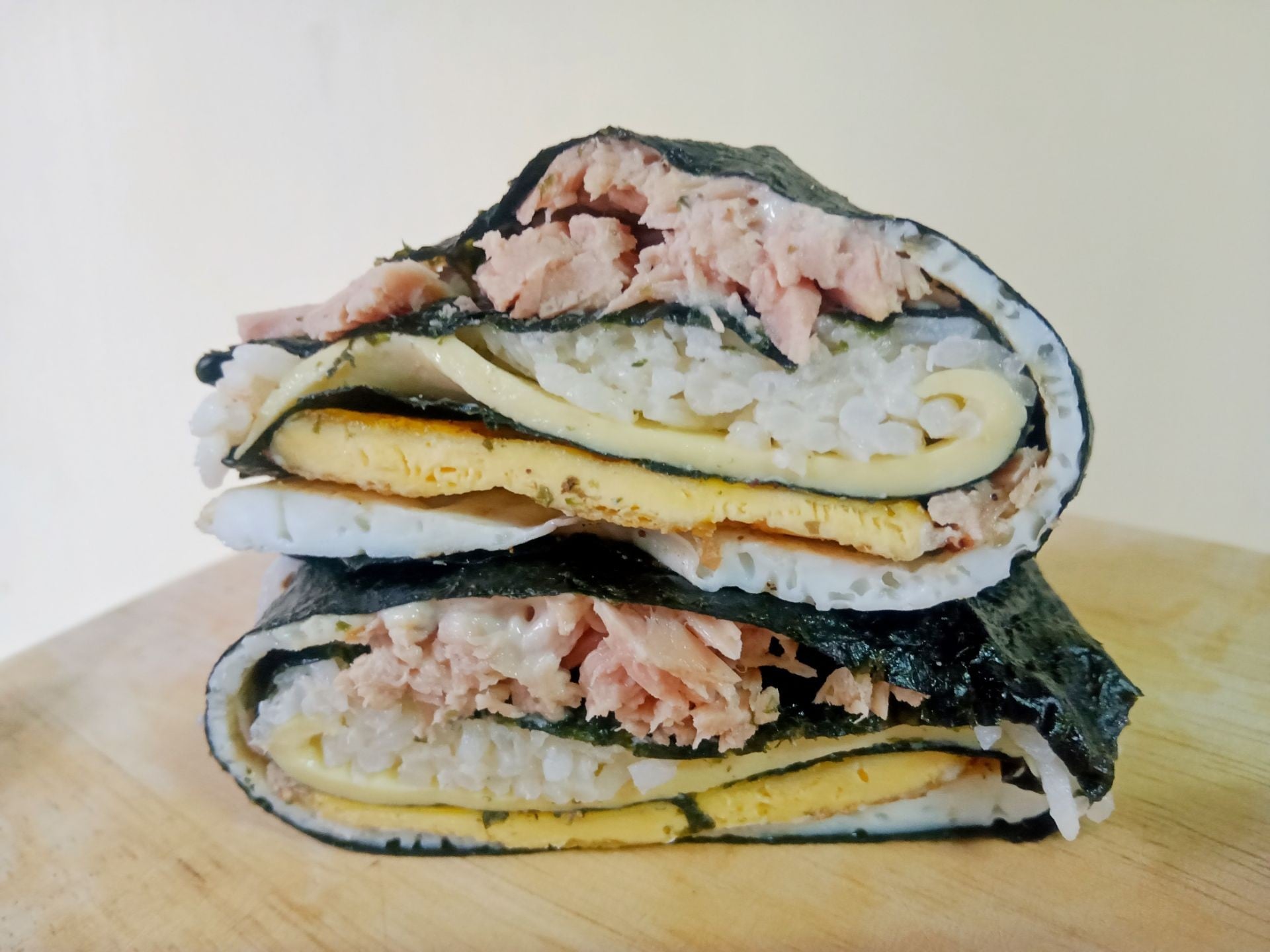 샌드김밥 แซนวิชสาหร่ายเกาหลี