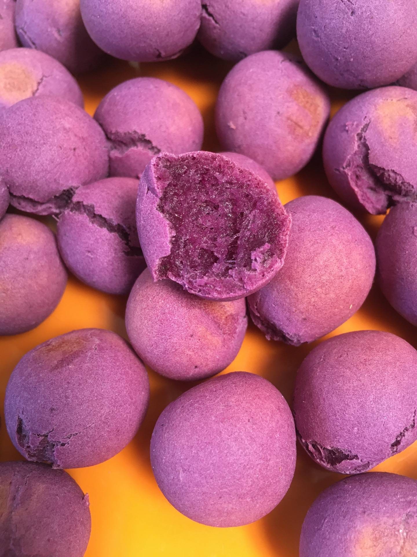 ไข่นกมันม่วง จากหม้อทอด Philips Airfryer