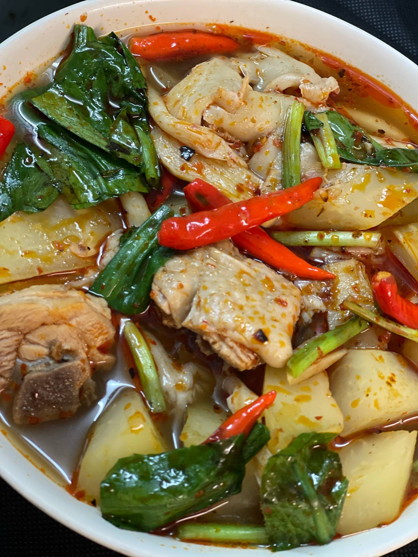แกงเมืองไก่ใส่มะละกอ เห็ดนางฟ้า