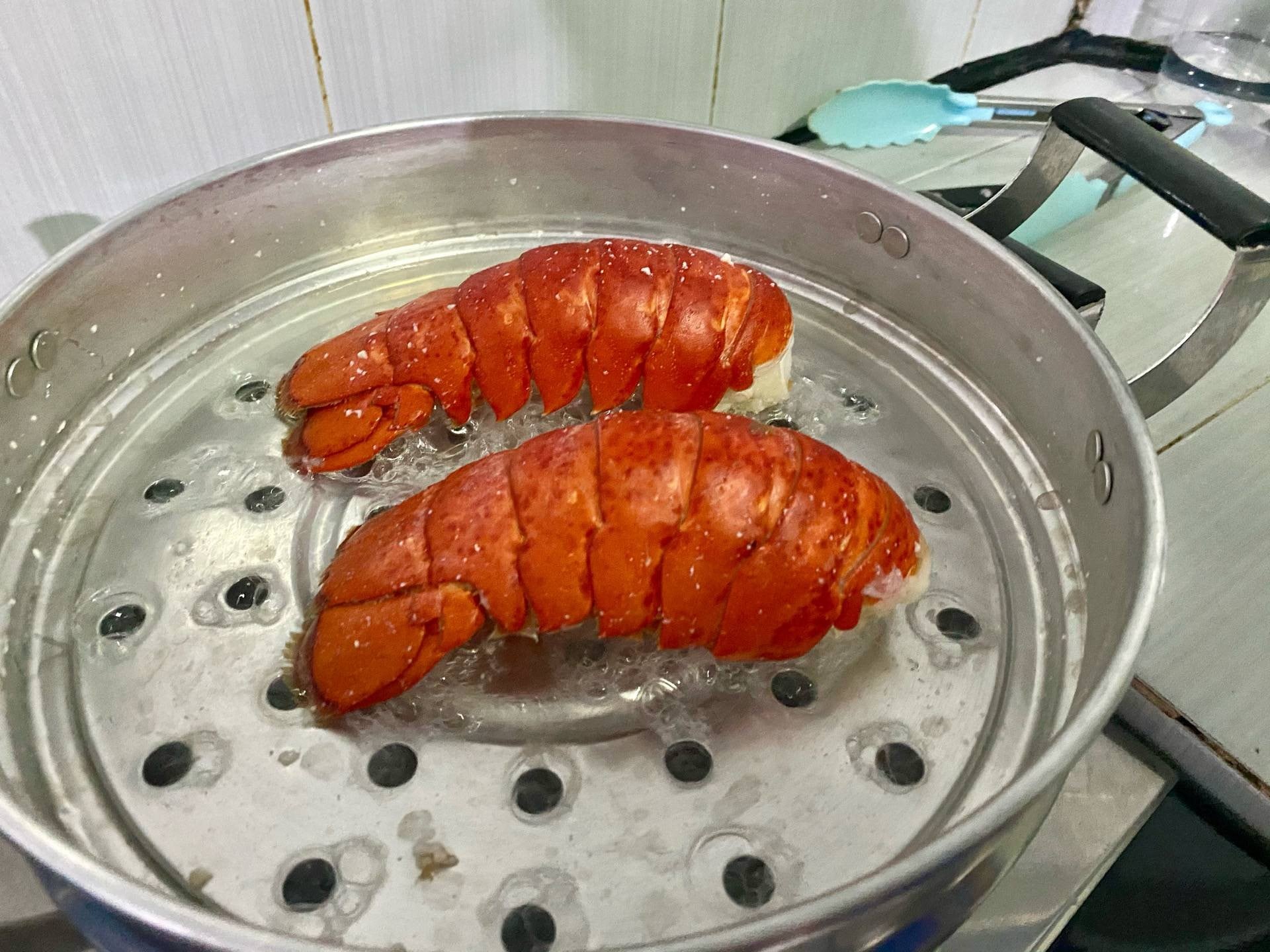 กุ้งแม่น้ำย่าง+กุ้งล็อบเตอร์นึ่ง+น้ำจิ้มซีฟู้ต