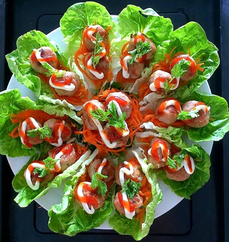 มีทบอลห่อผัก meatball baby romaine lettuce wraps