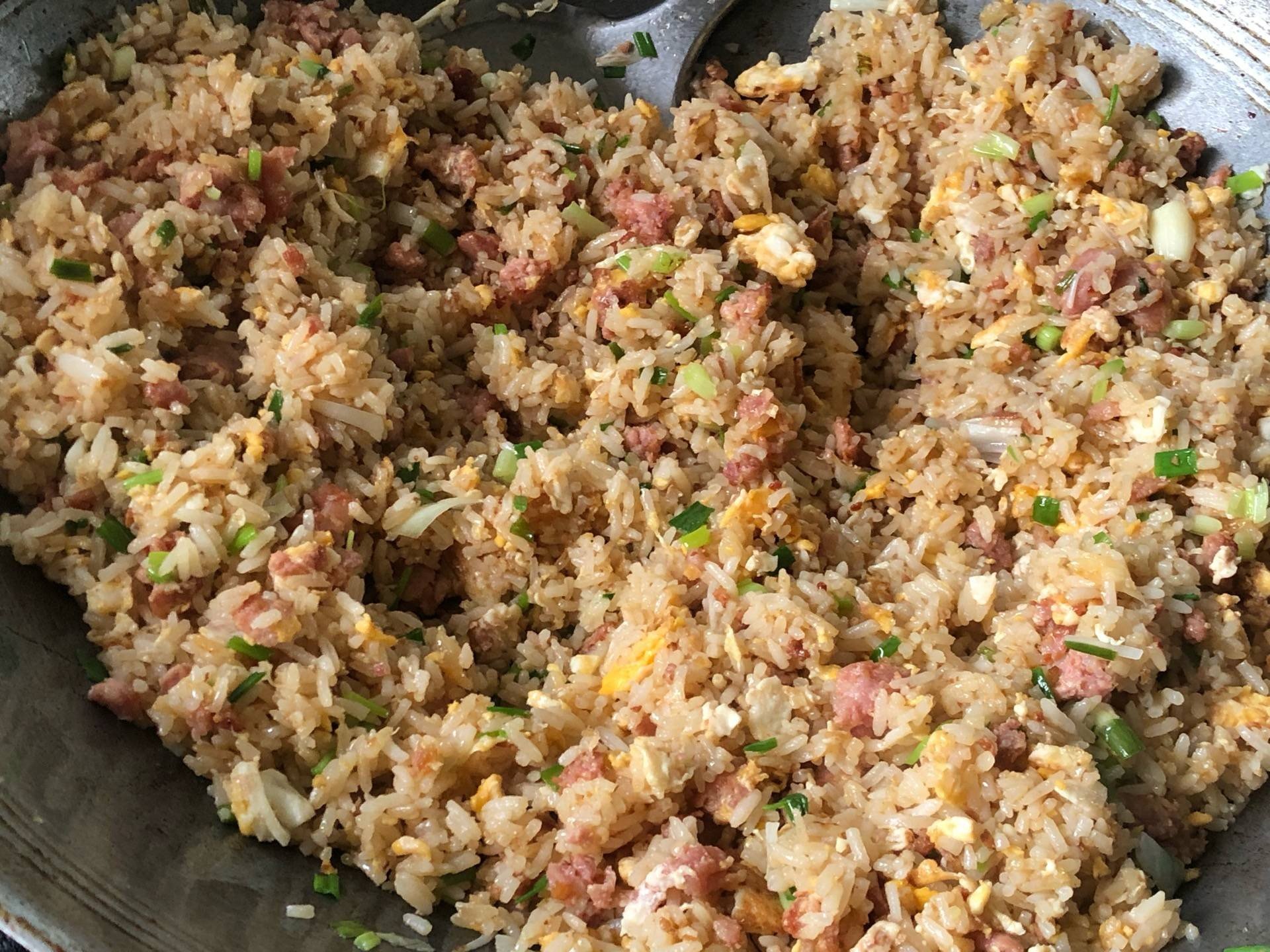 ข้าวผัดแหนม