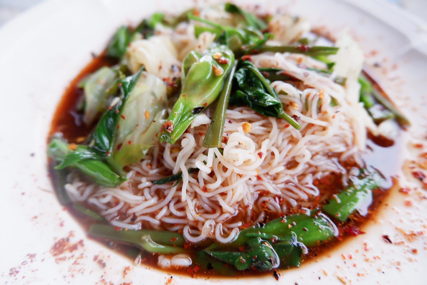 ข้าวปุ้นซาว ขนมจีนซาว ขนมจีนน้ำนัว สูตรปลาร้า